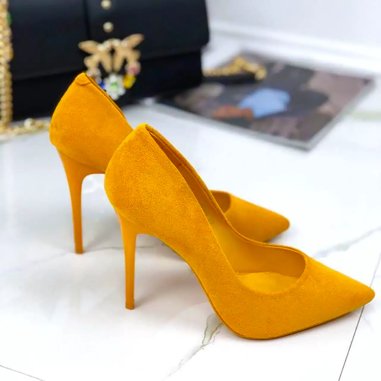 کفش پاشنه بلند زنانه