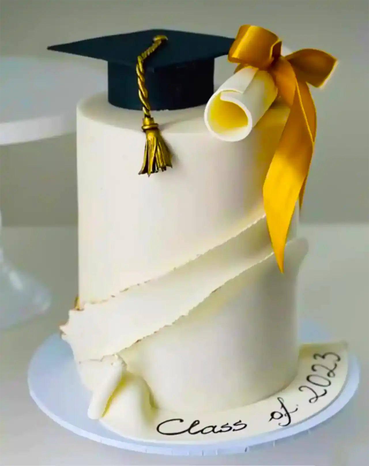 کیک فارغ التحصیلی
