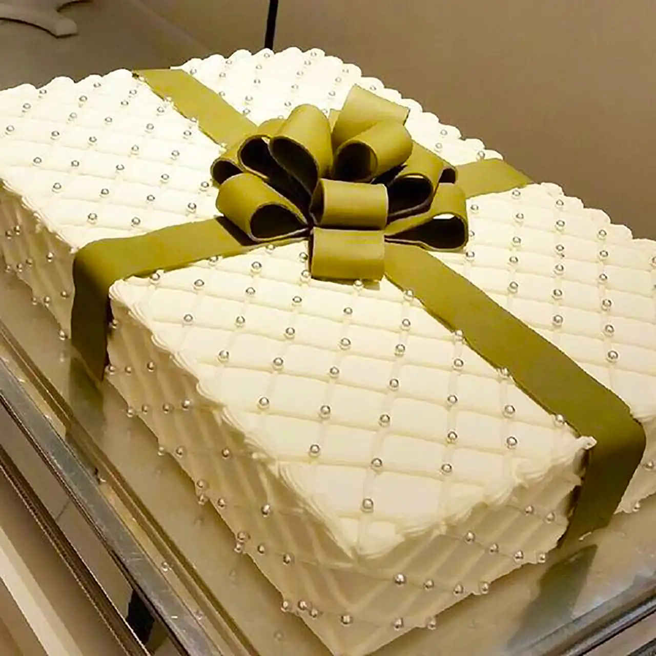 کیک مستطیلی جشن