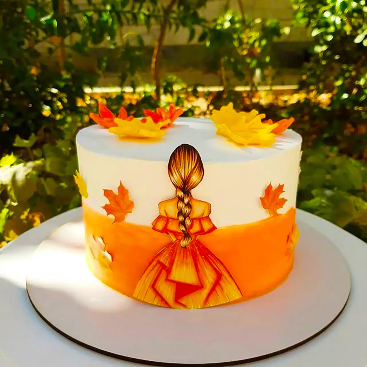 کیک تولد با تم پاییز