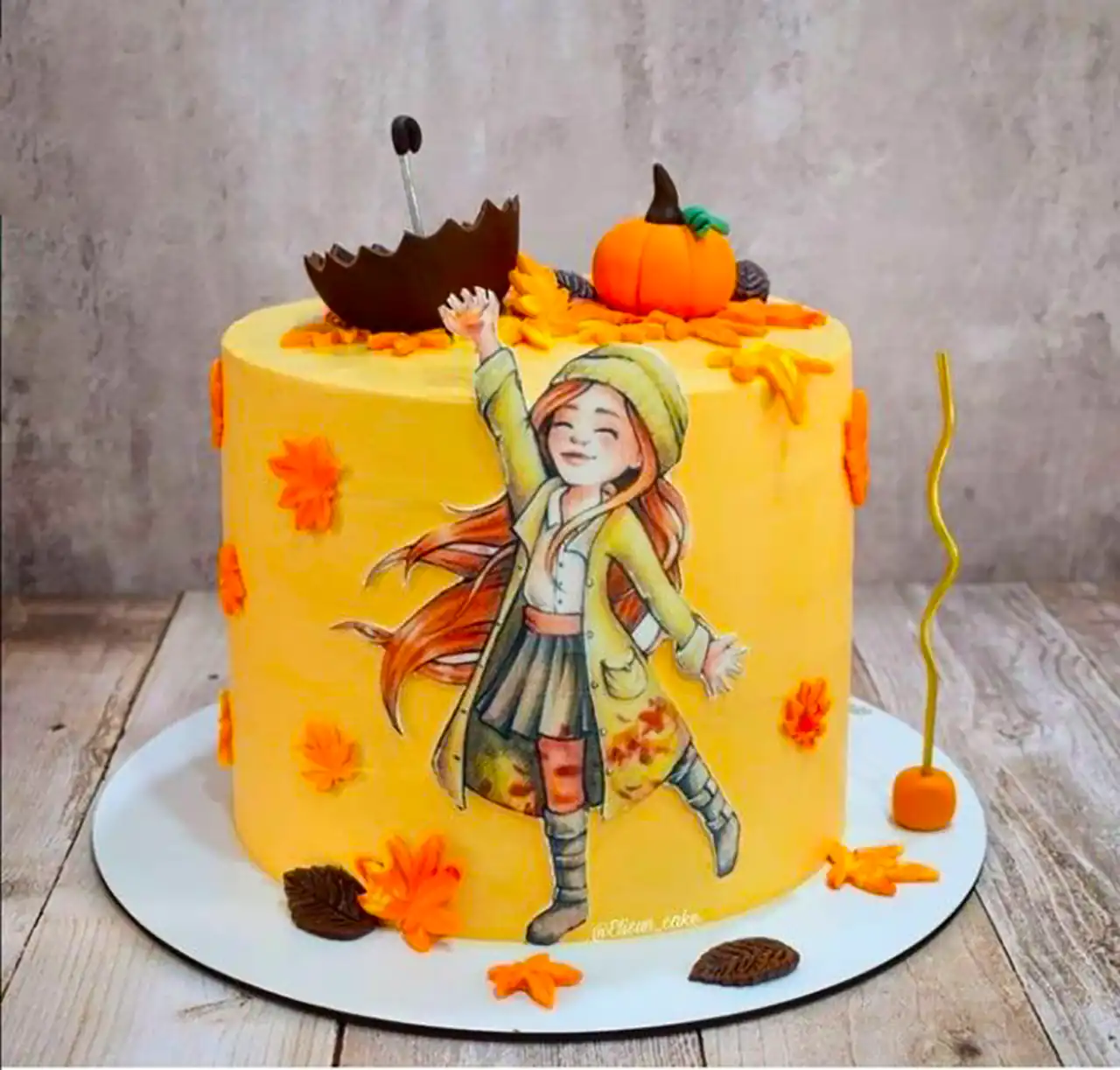 کیک تولد با تم پاییز