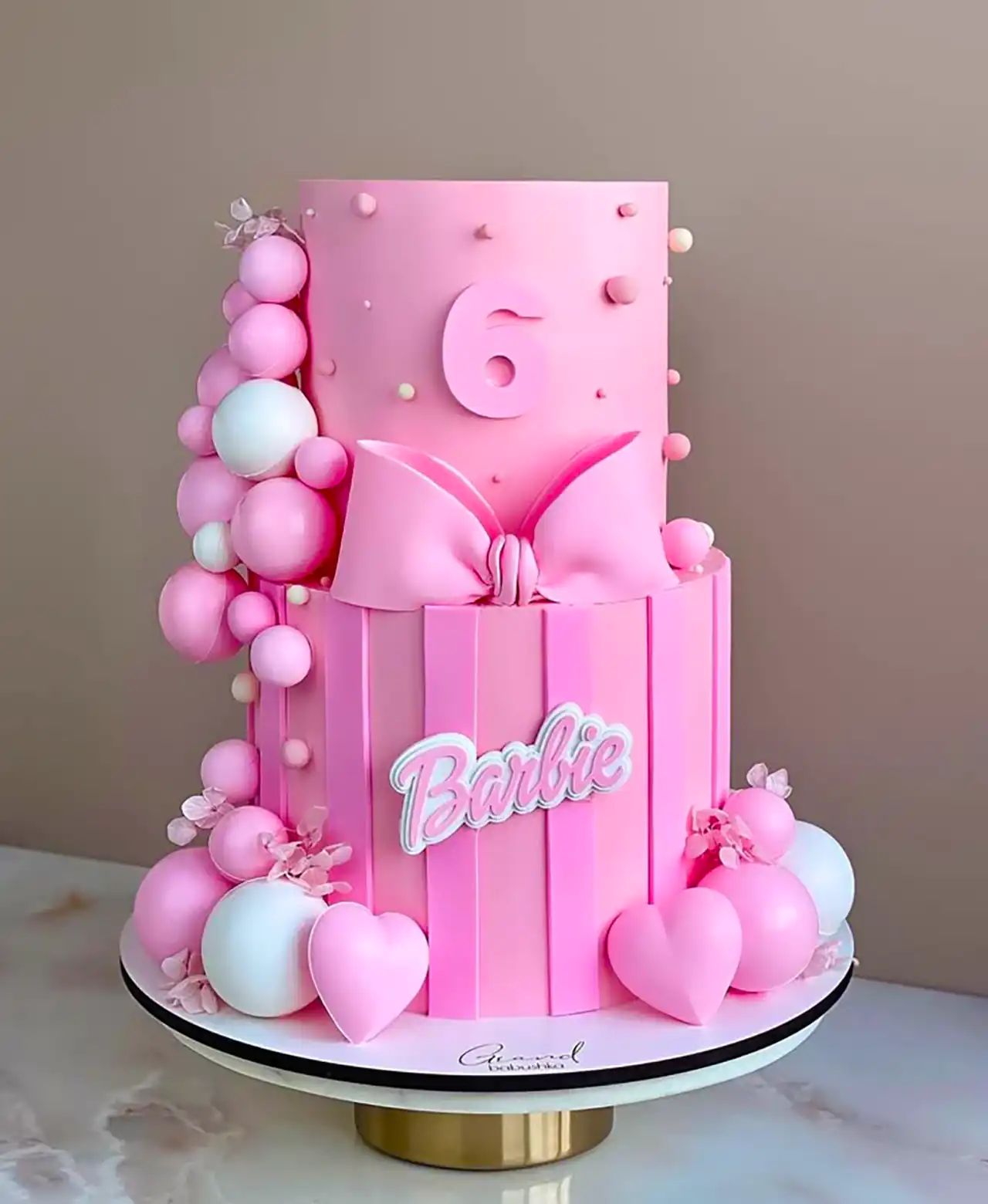 کیک تولد فانتزی دخترانه