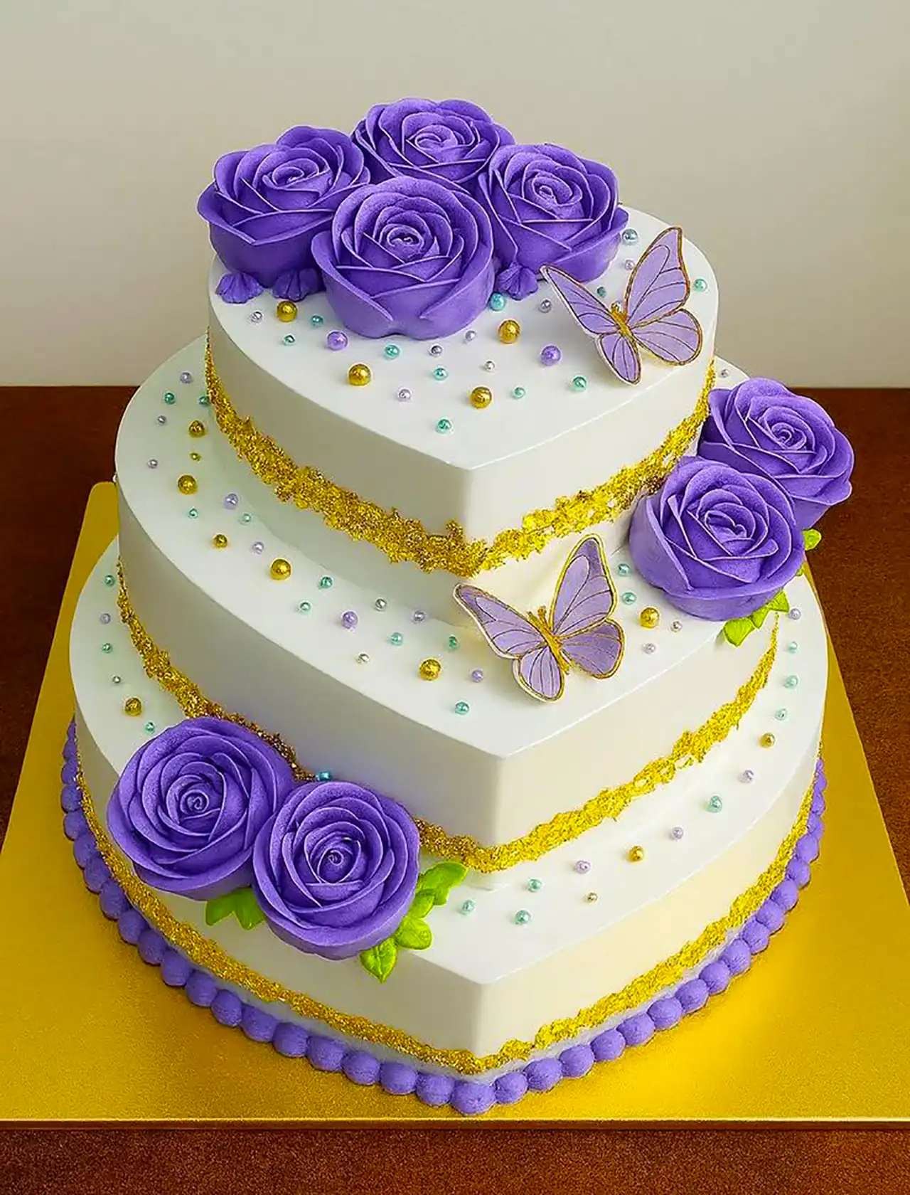 کیک تولد قلبی