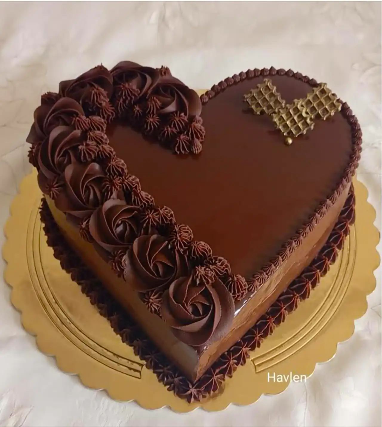 کیک تولد قلبی