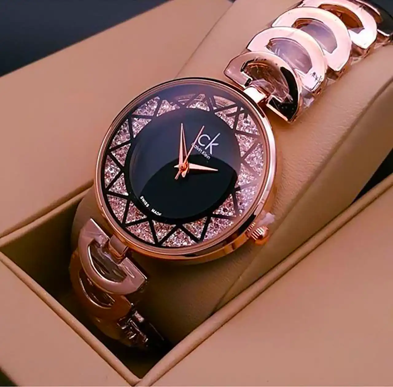 ساعت مچی زنانه