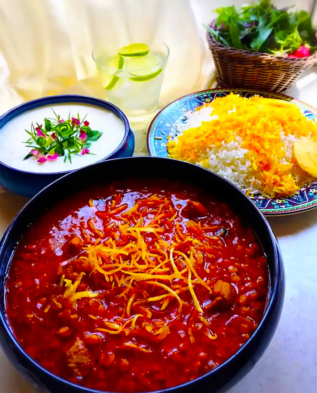 سرو قیمه مجلسی