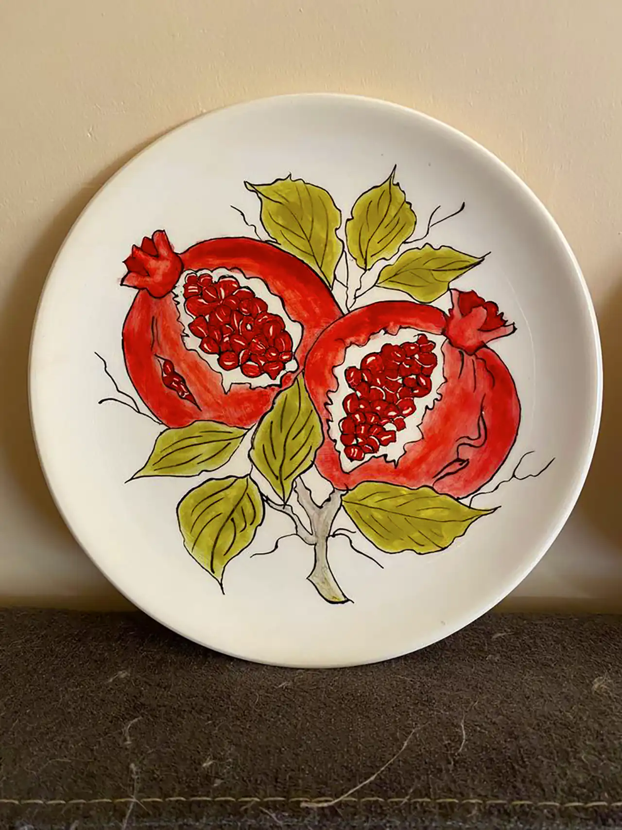 بشقاب دکوری برای شب یلدا