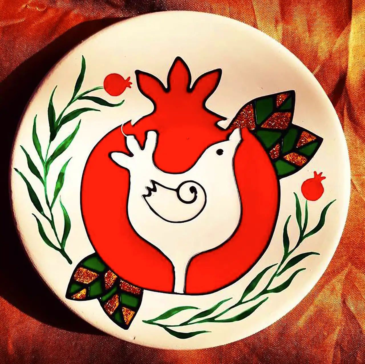 بشقاب دکوری برای شب یلدا