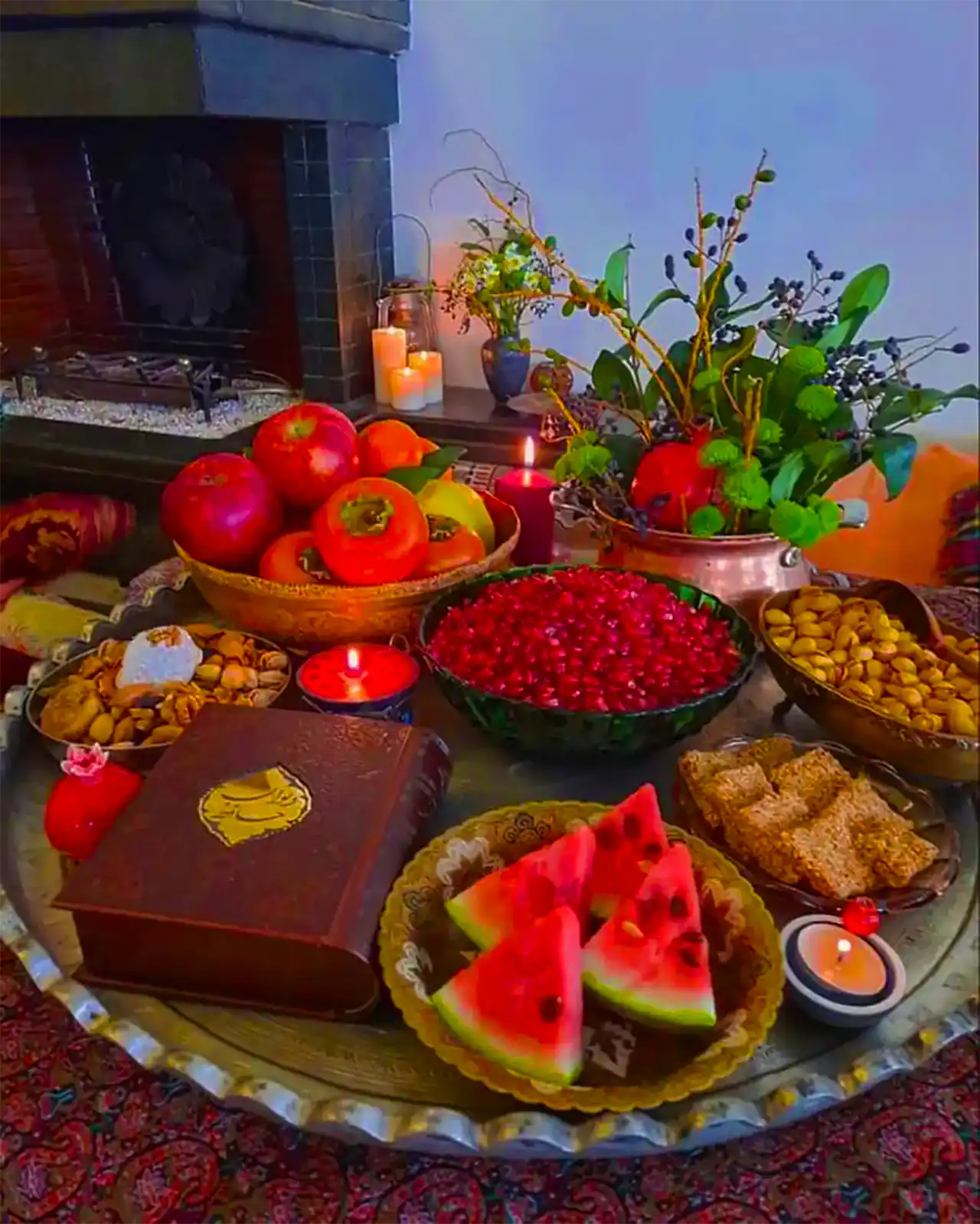 چیدمان میز برای شب چله