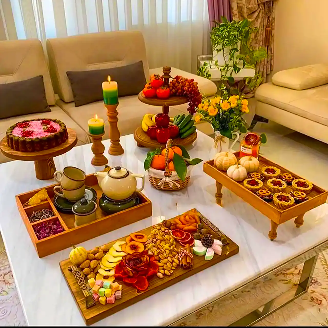 چیدمان میز برای شب چله