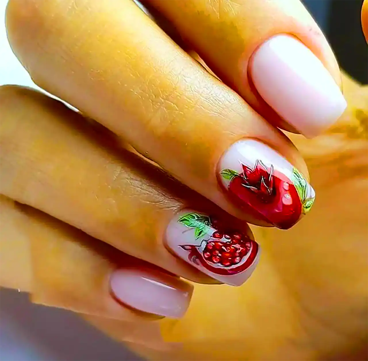 کاشت ناخن با تم یلدا