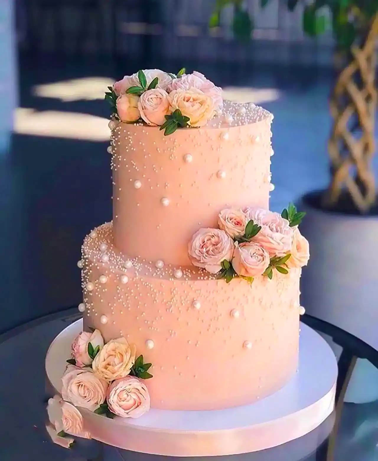 کیک طبقاتی با گل