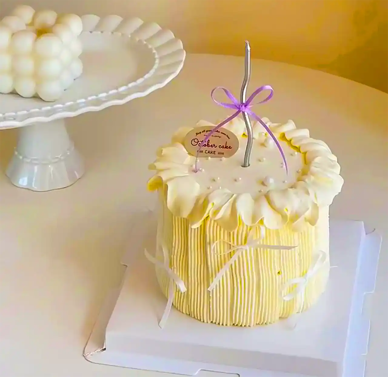 کیک تولد مینیمال جدید