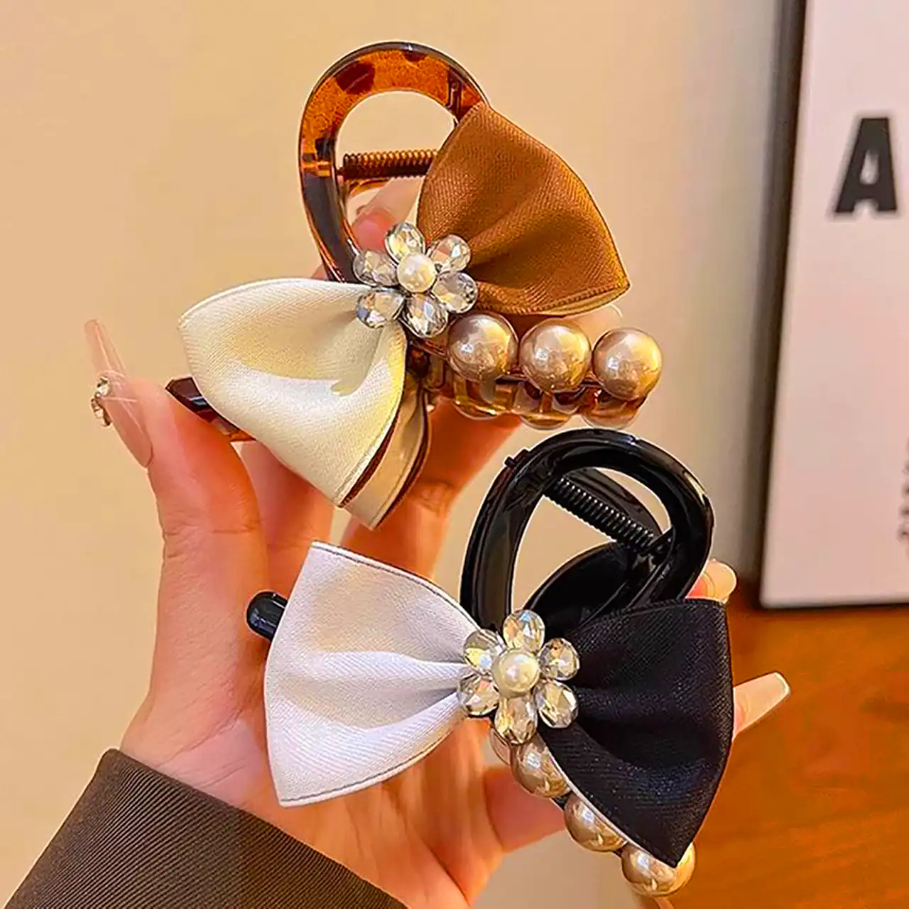 کیلیپس مو پاپیونی