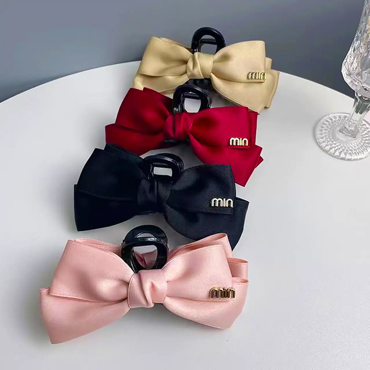 کیلیپس مو پاپیونی