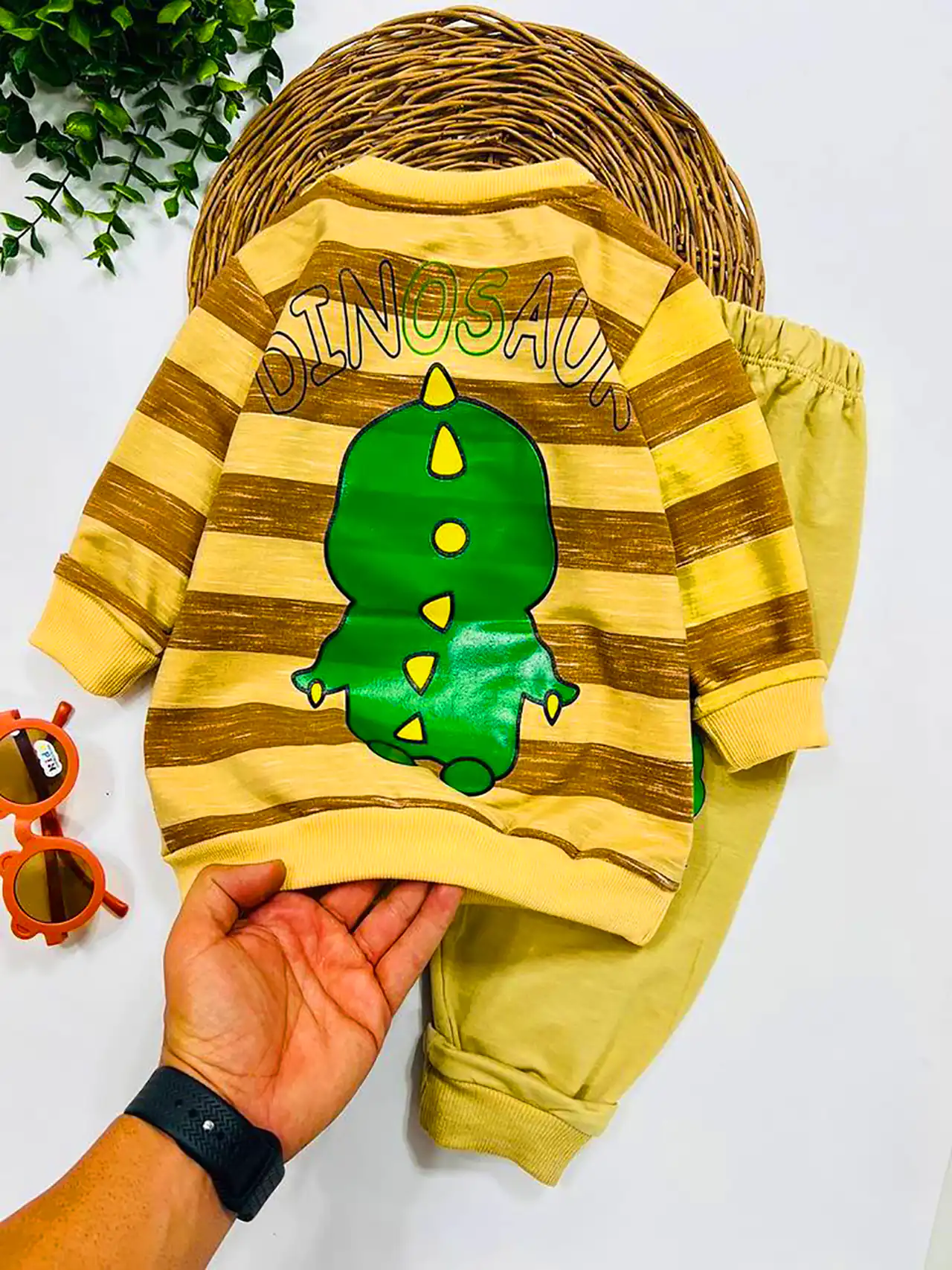 لباس دو تیکه برای بچه ها