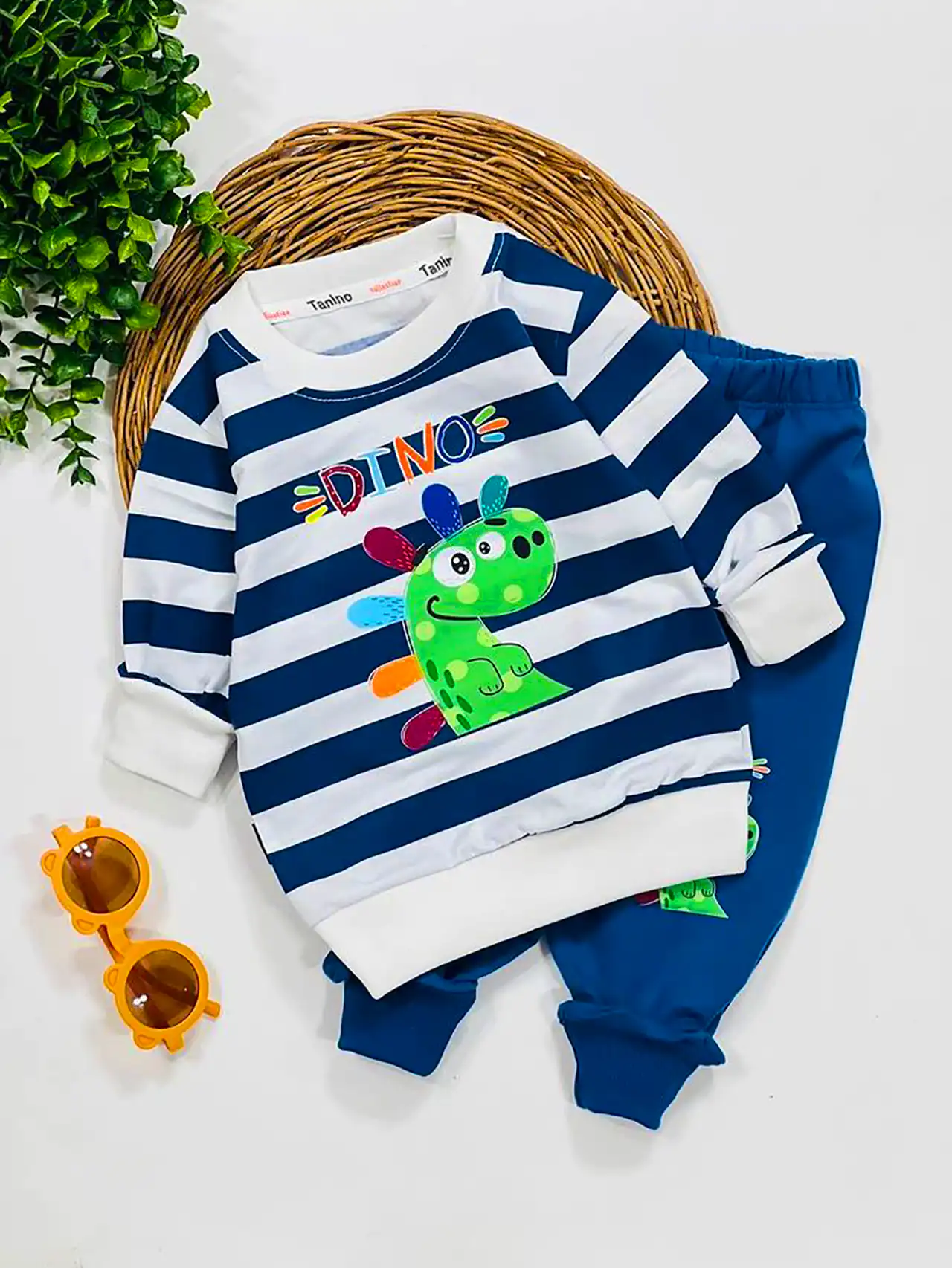 لباس دو تیکه برای بچه ها