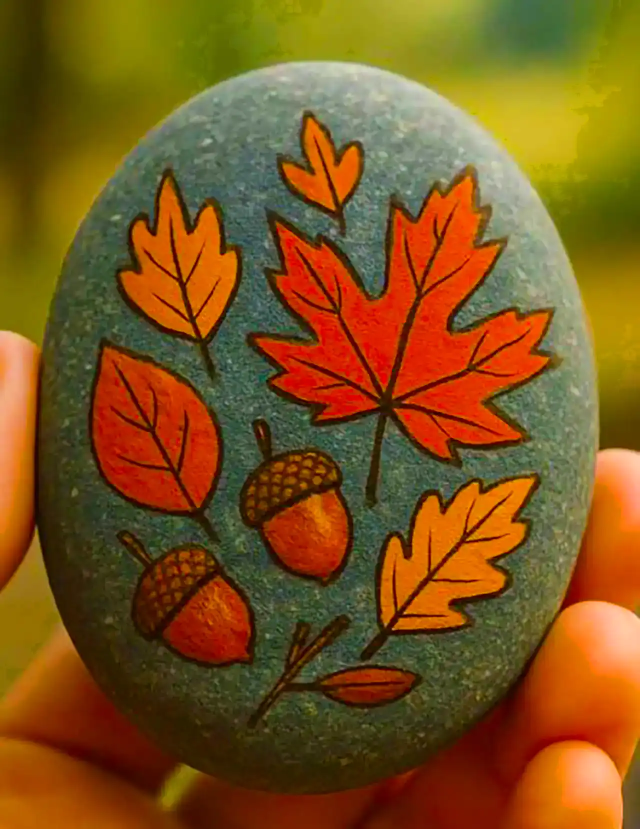 نقاشی روی سنگ رودخانه