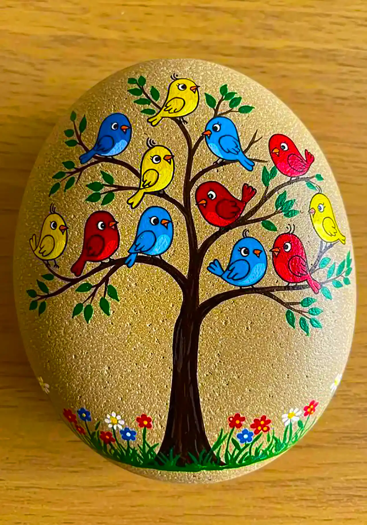 نقاشی روی سنگ رودخانه