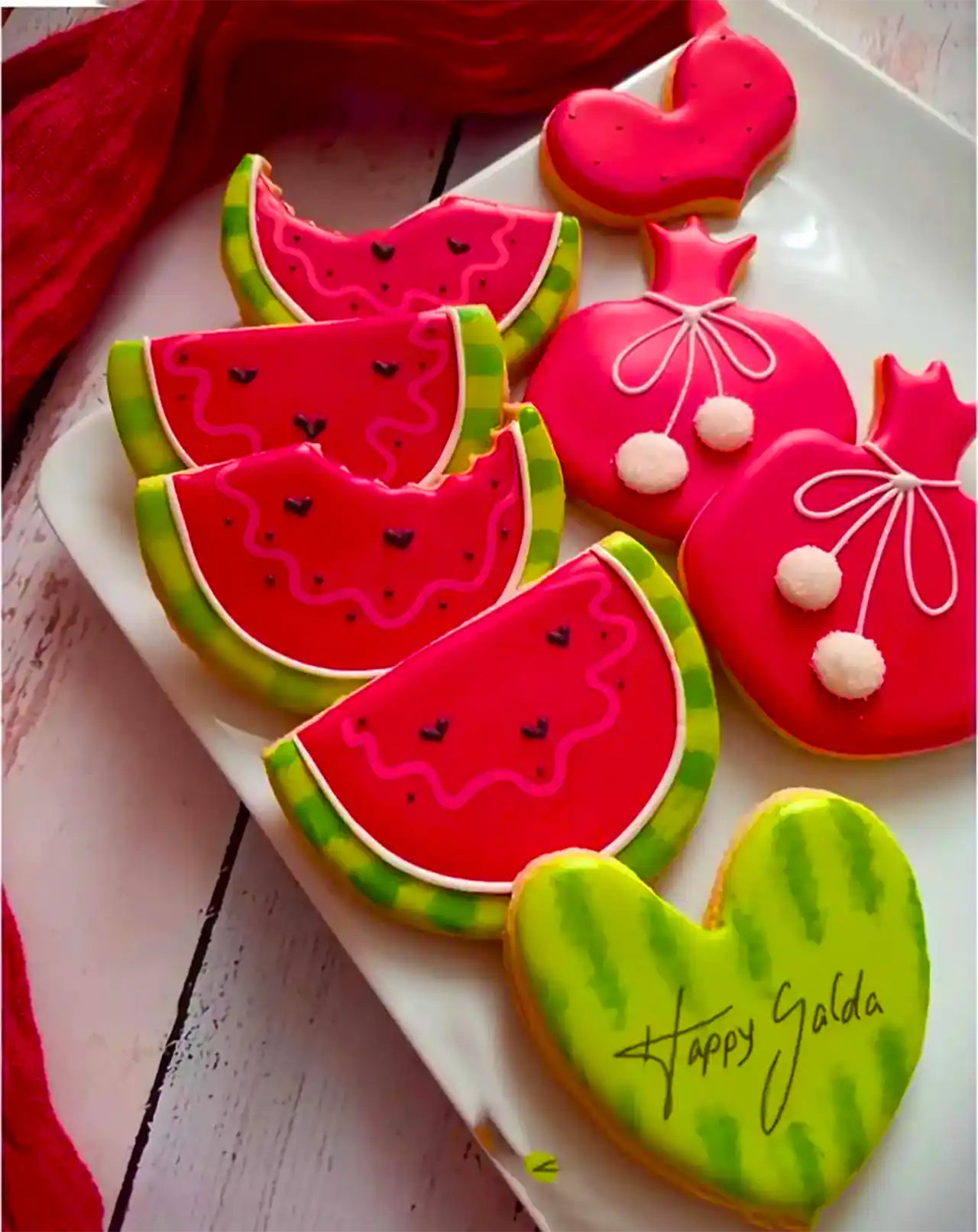 شیرینی فانتزی یلدایی