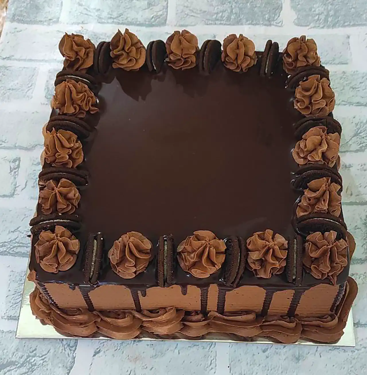 تزیین کیک شکلاتی مجلسی