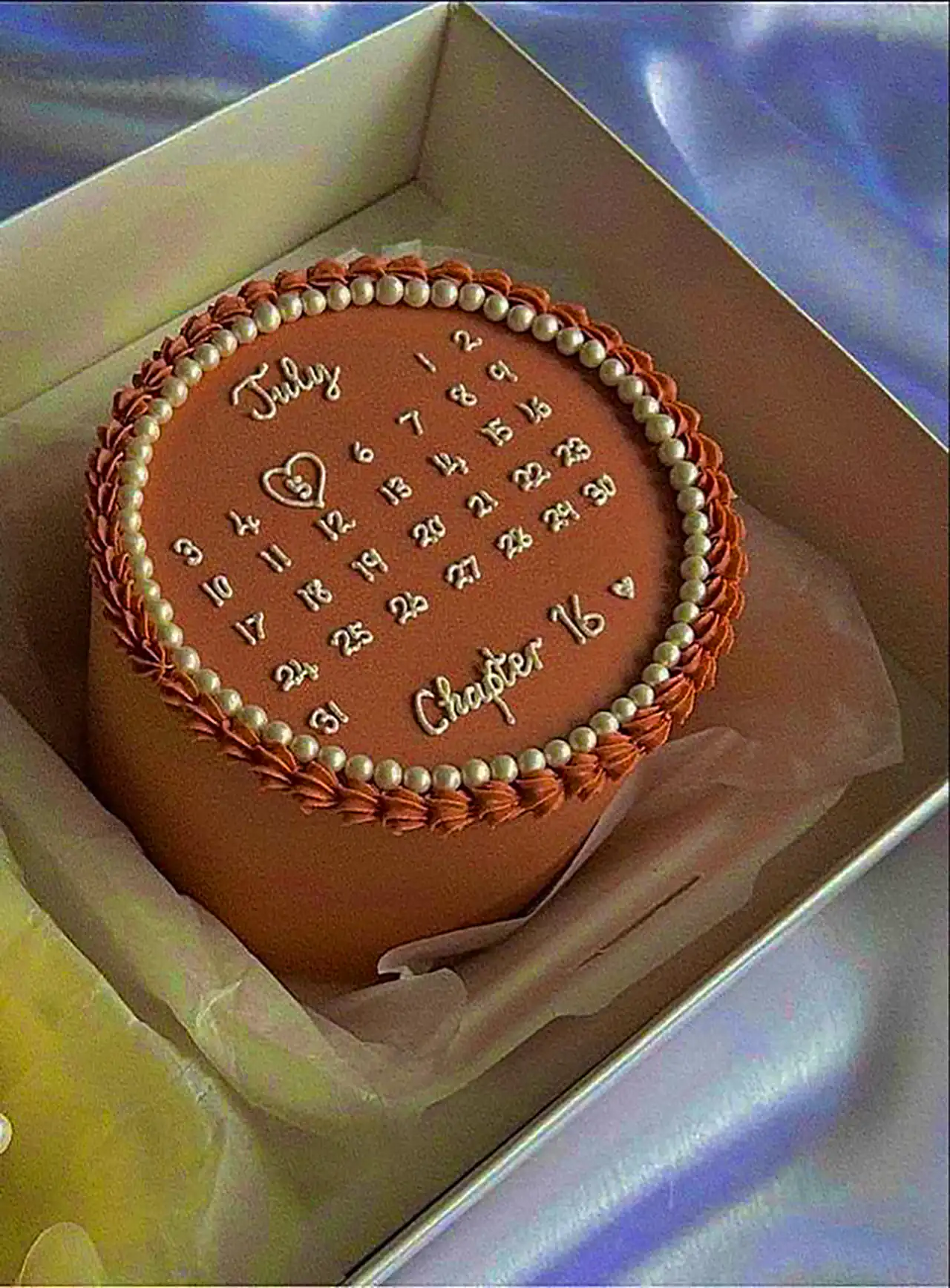 تزیین کیک شکلاتی مجلسی