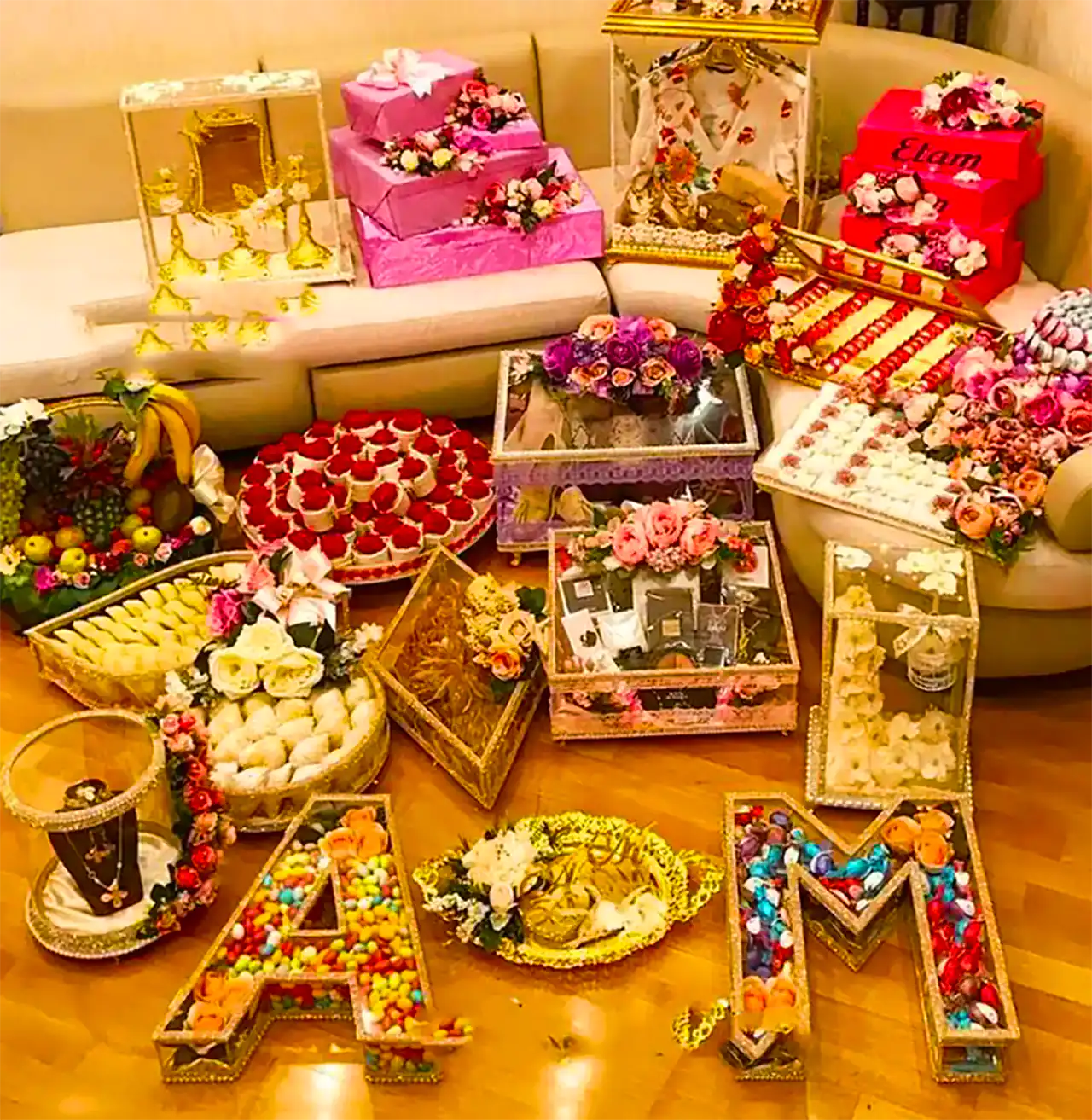 تزیین کادو یلدایی عروس