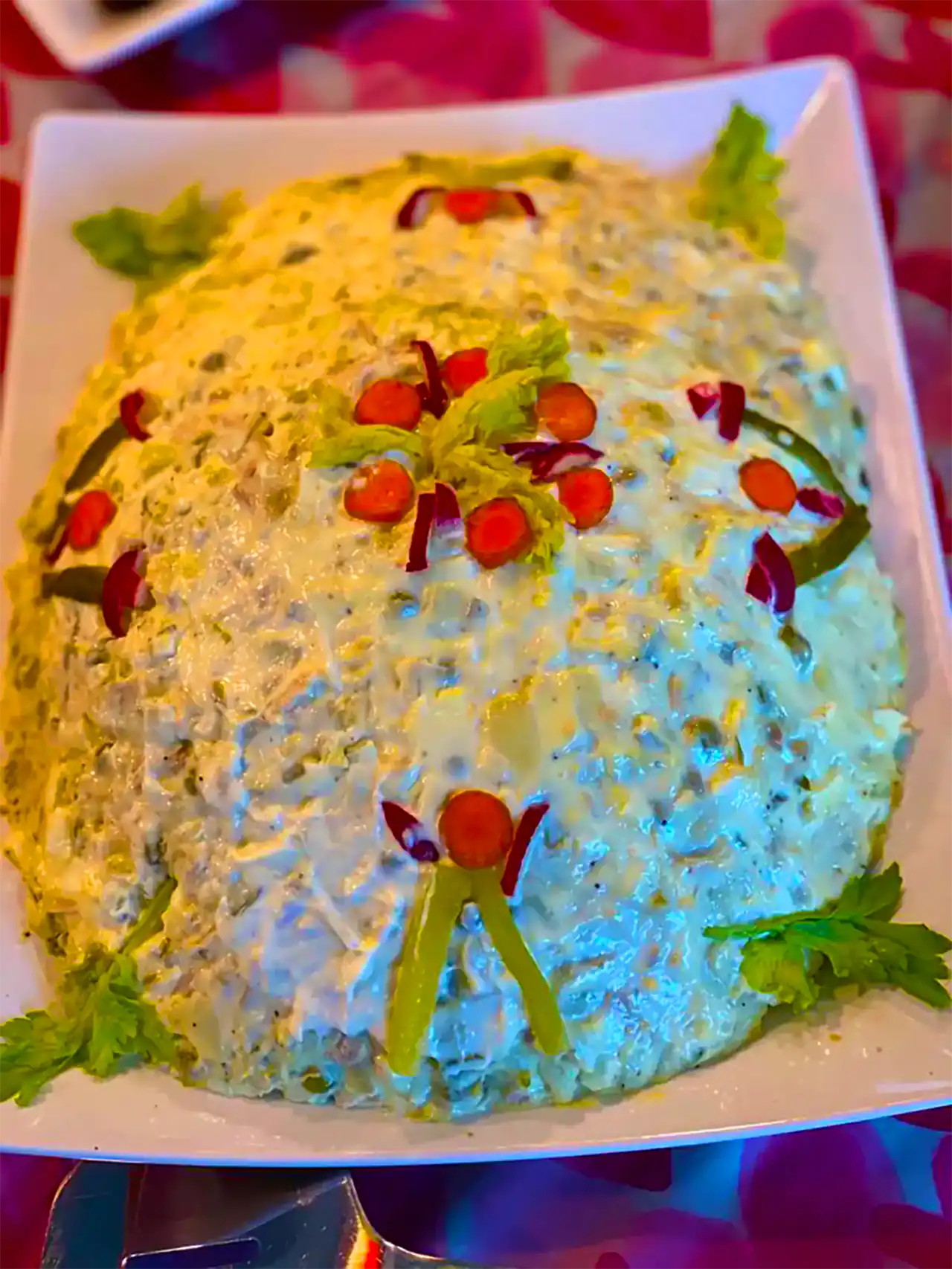 تزیین سالاد الویه