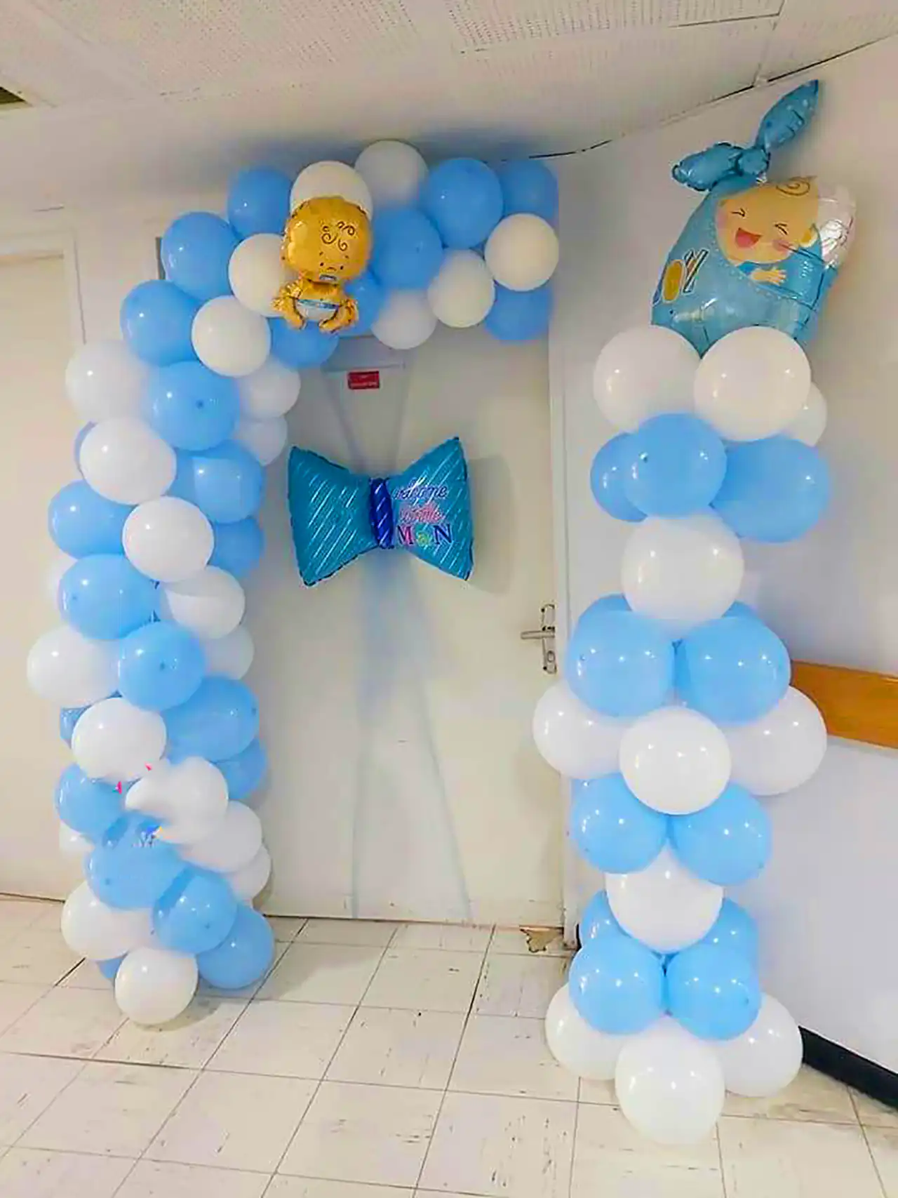 بادکنک آرایی نوزاد پسر