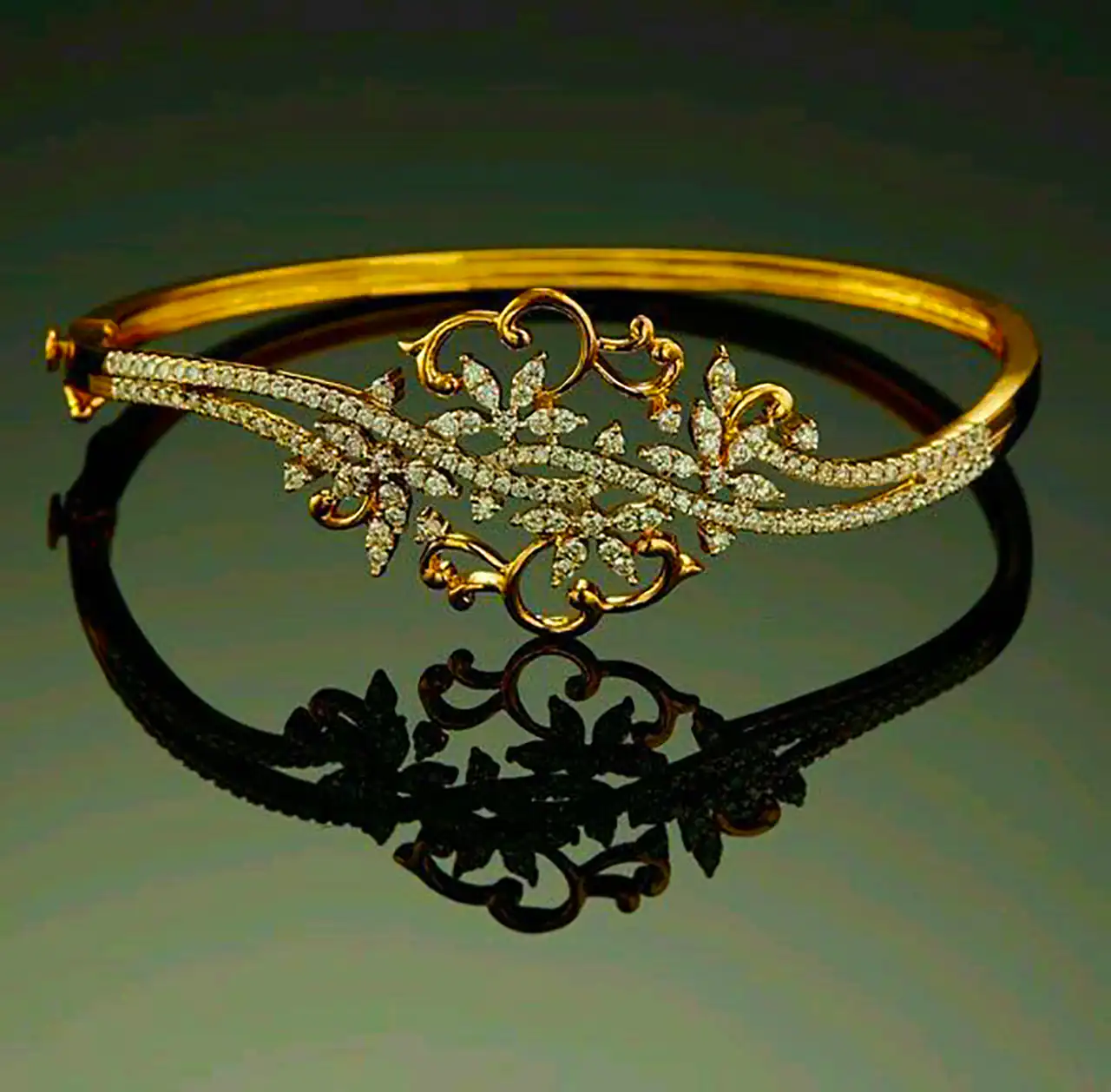 بنگل طلا لاکچری