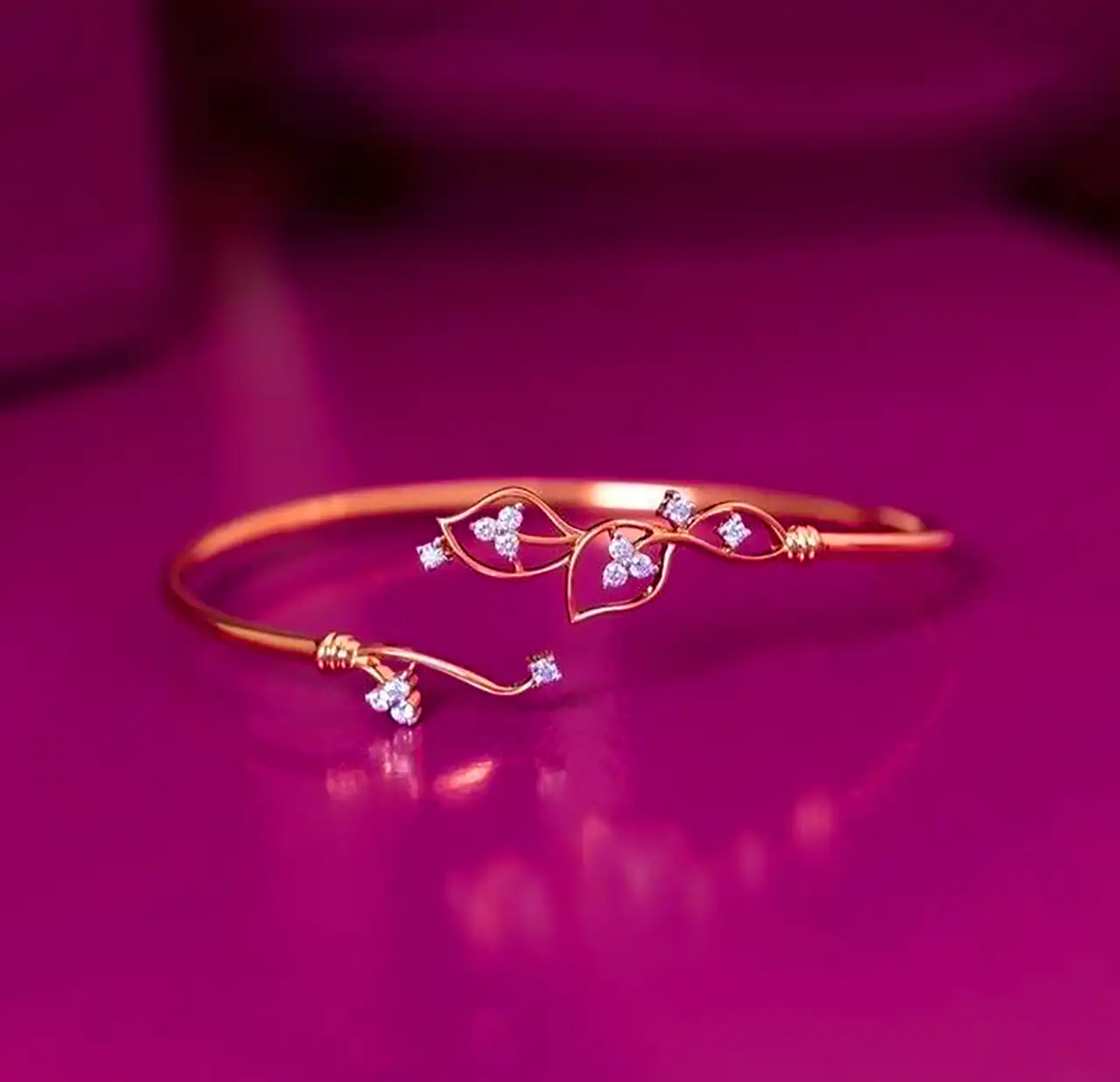 بنگل طلا لاکچری