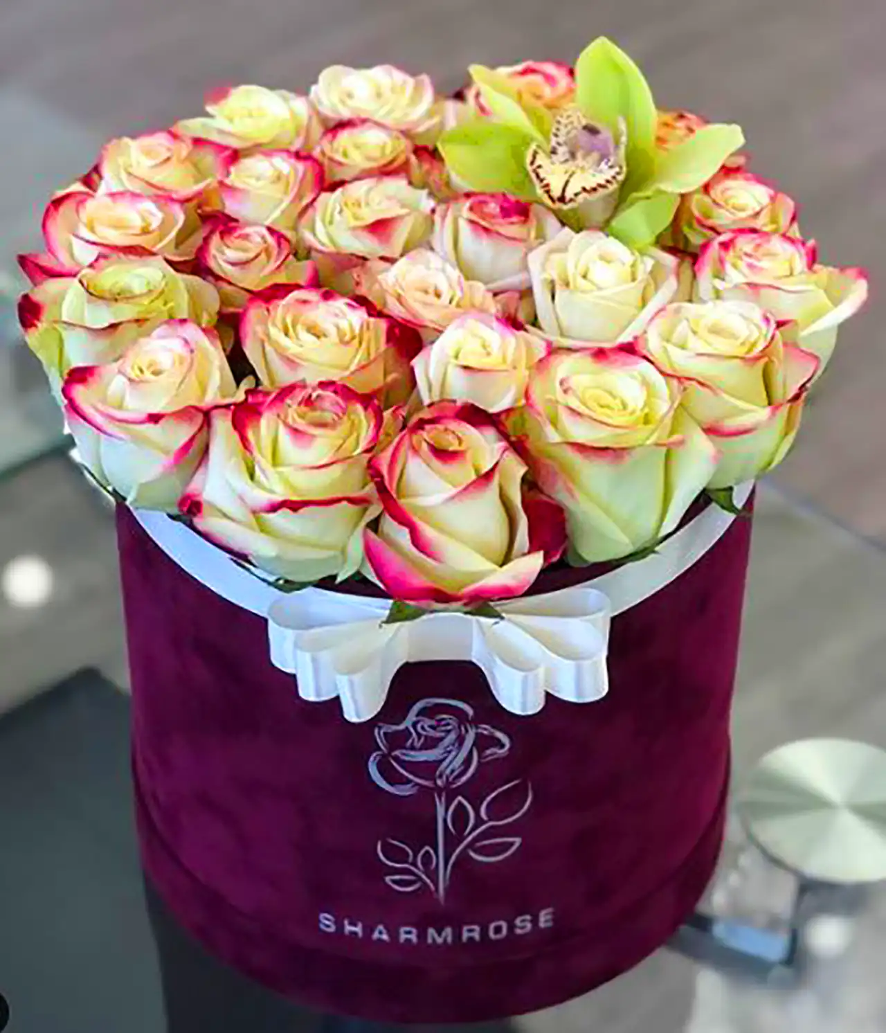 باکس گل هدیه روز زن