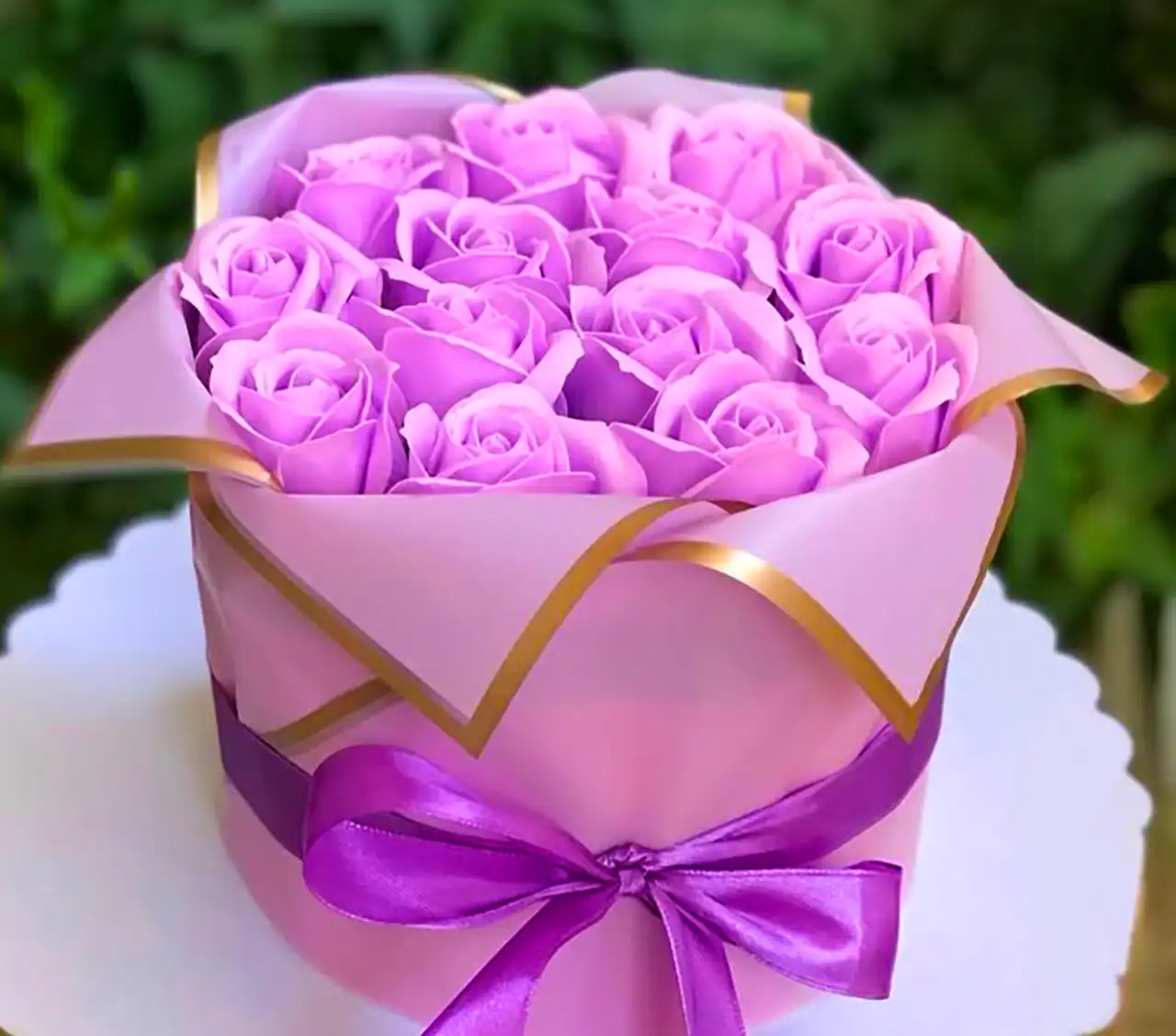 باکس گل هدیه روز زن