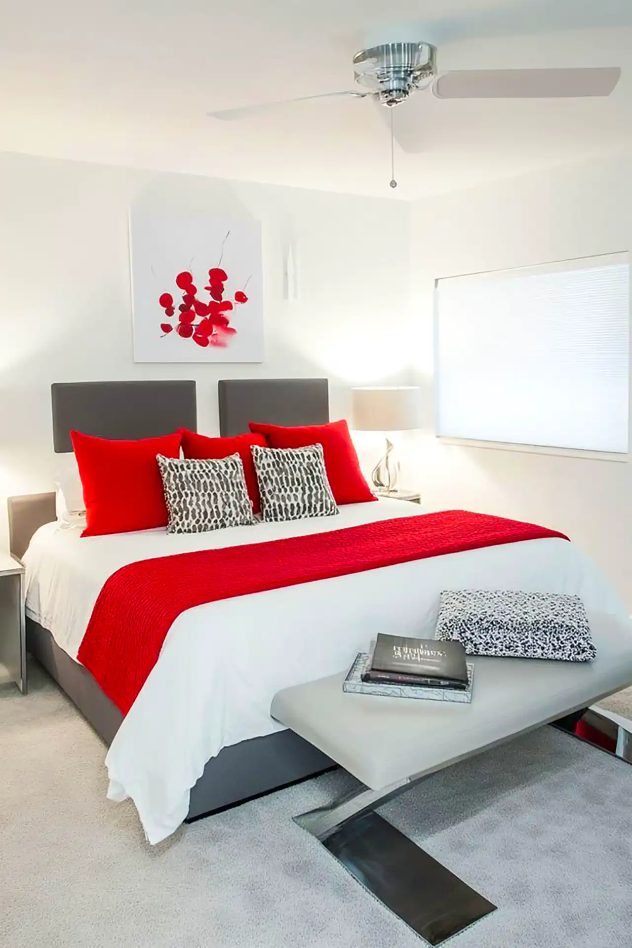 دکور قرمز اتاق خواب