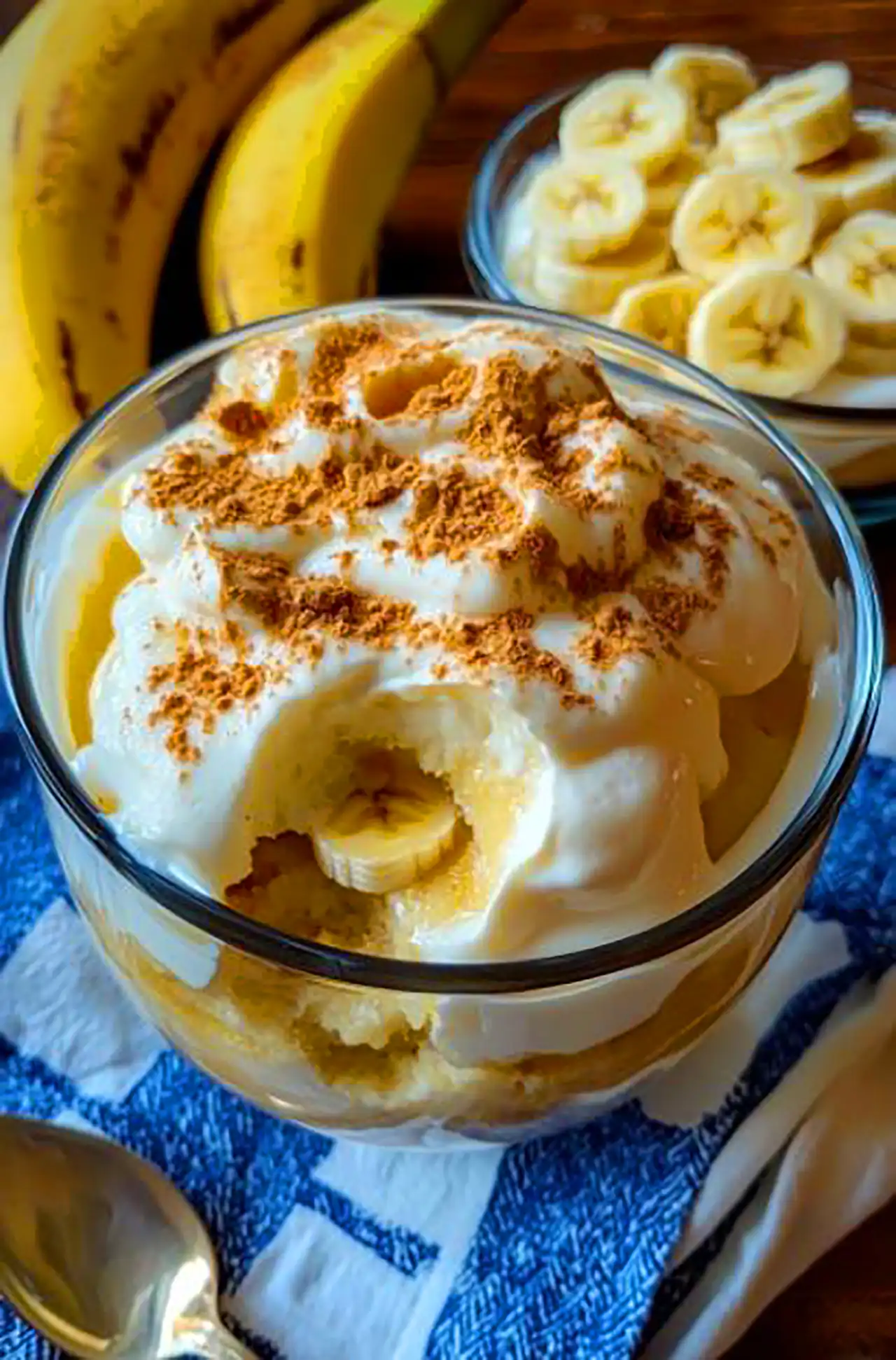 دسر موزی زیبا