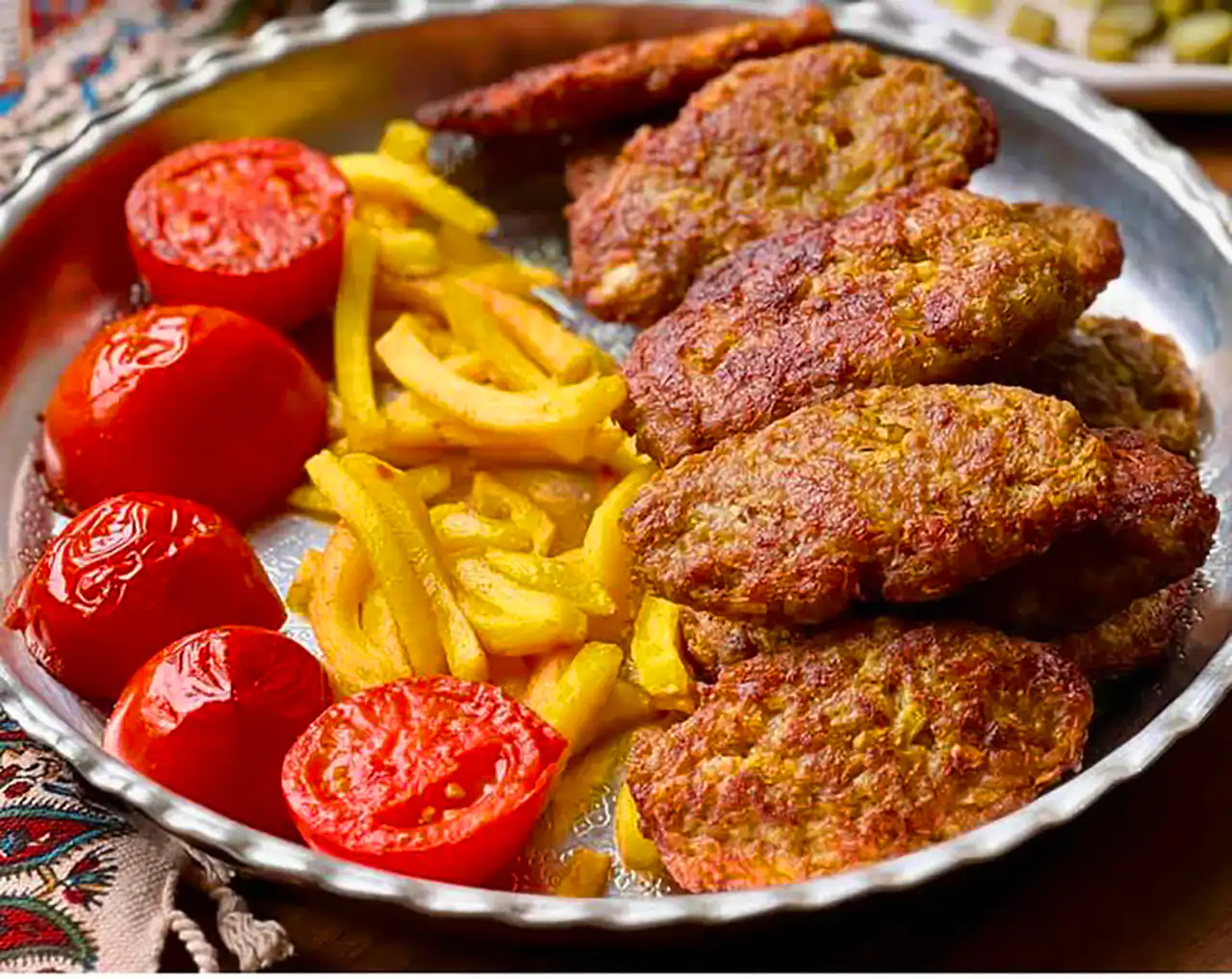 دیزاین کتلت خونگی خوشمزه