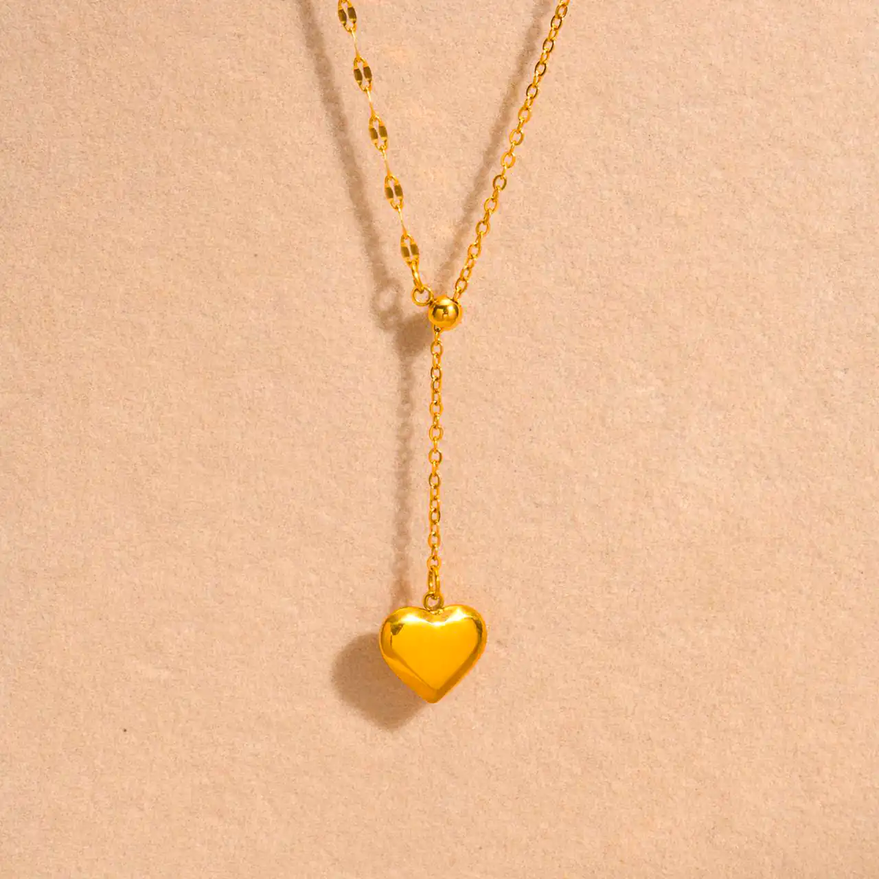 گردنبند طلا با طرح قلب