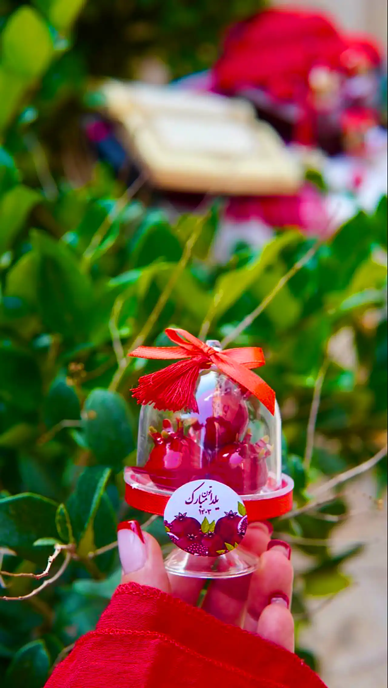 گیفت دست ساز برای یلدا