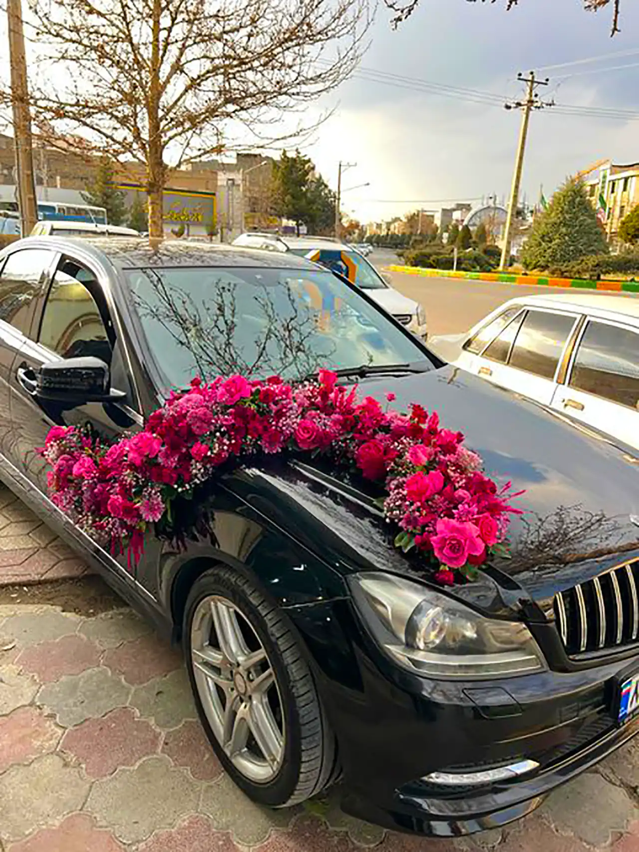 گل آرایی ماشین عروس