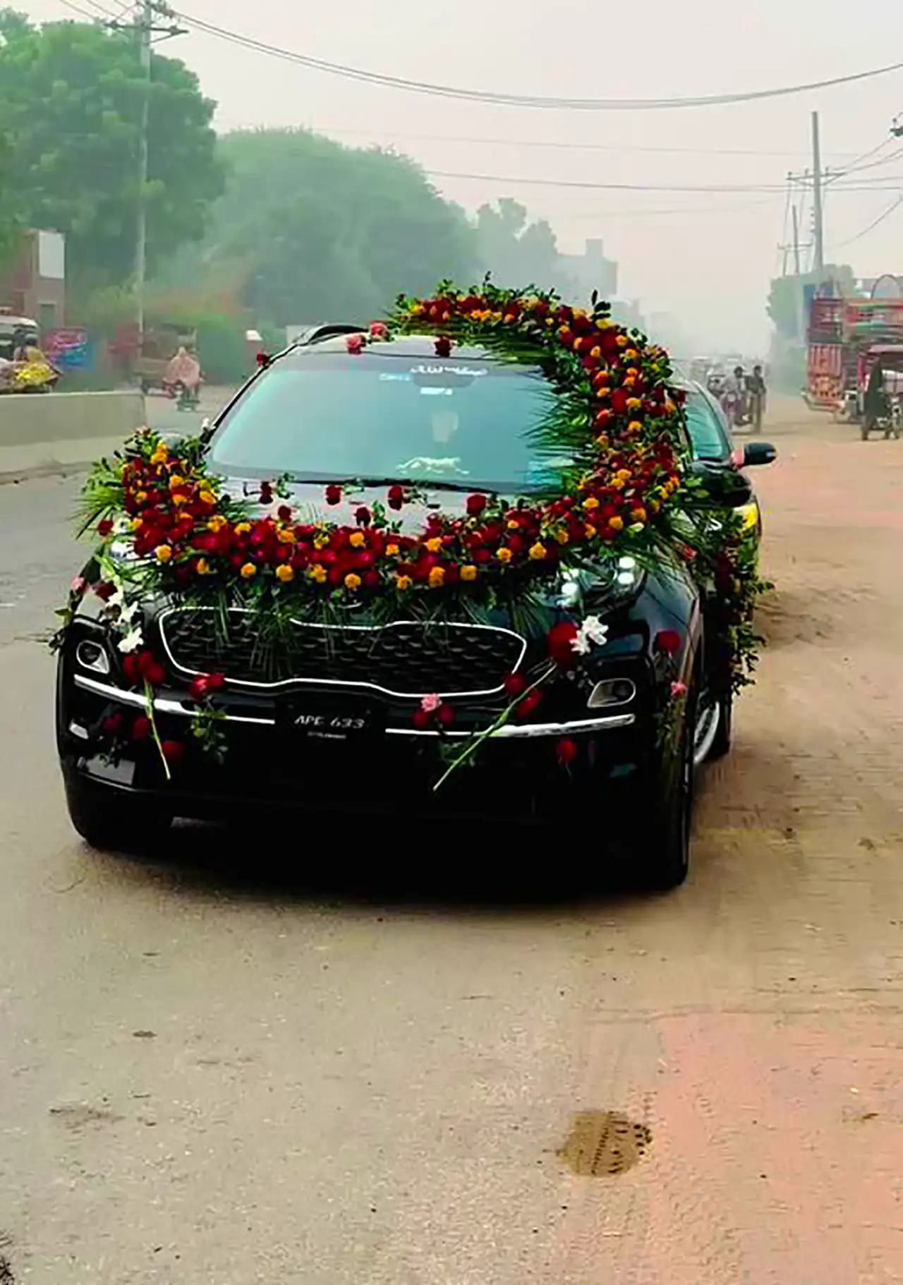 گل آرایی ماشین عروس