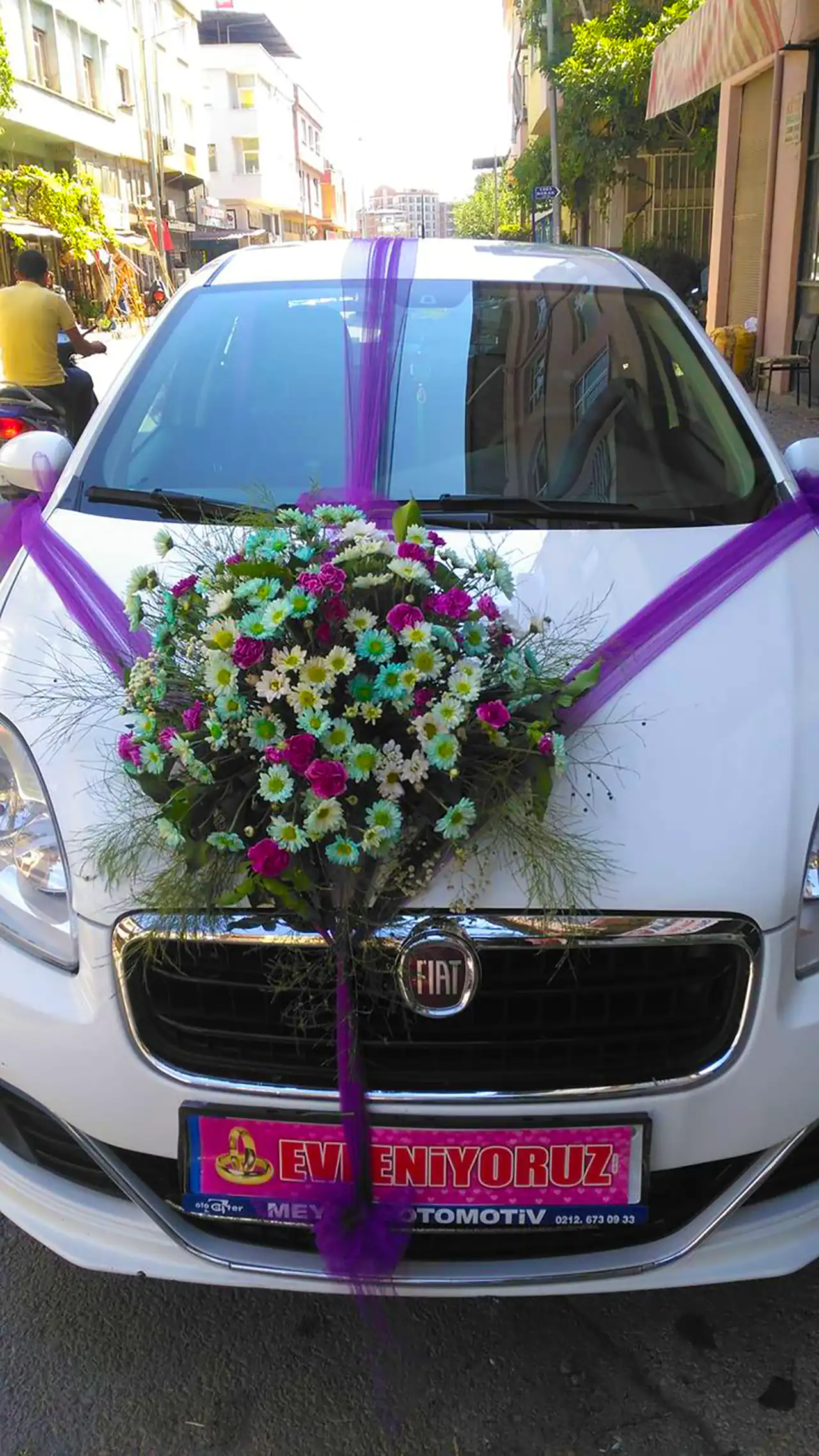 گل آرایی ماشین عروس