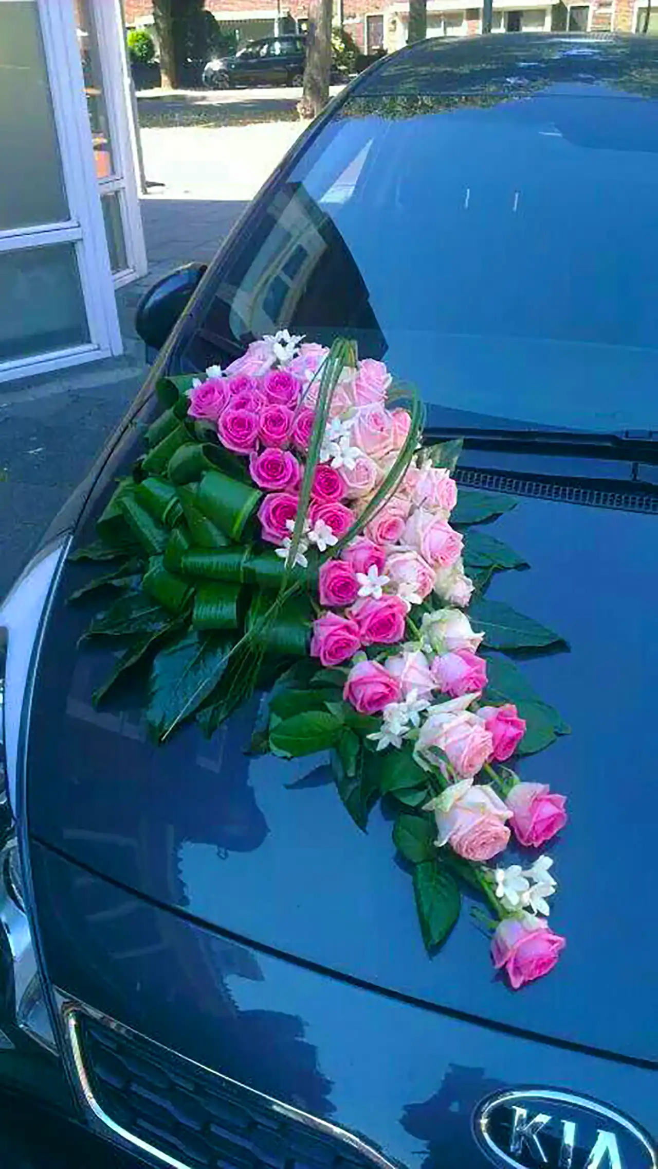 گل آرایی ماشین عروس