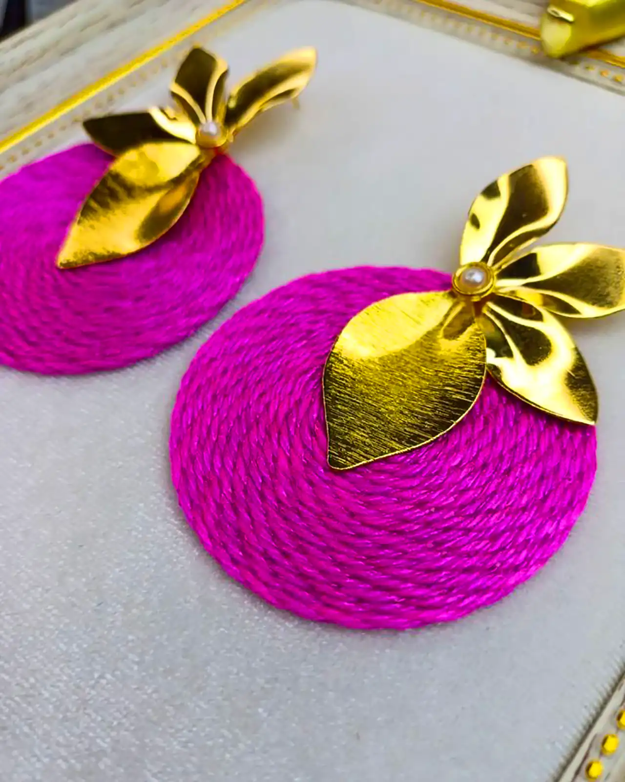 گوشواره فانتزی سرخابی دخترانه