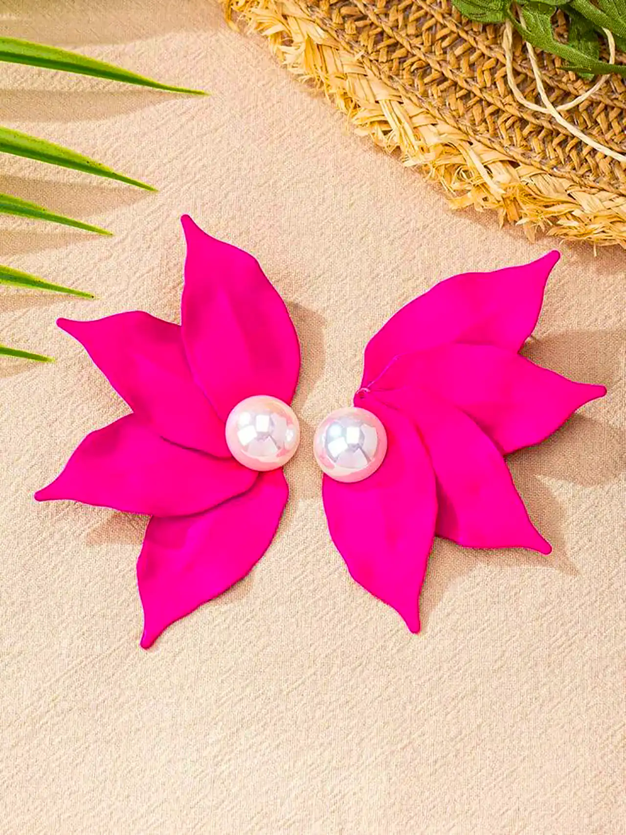 گوشواره فانتزی سرخابی دخترانه