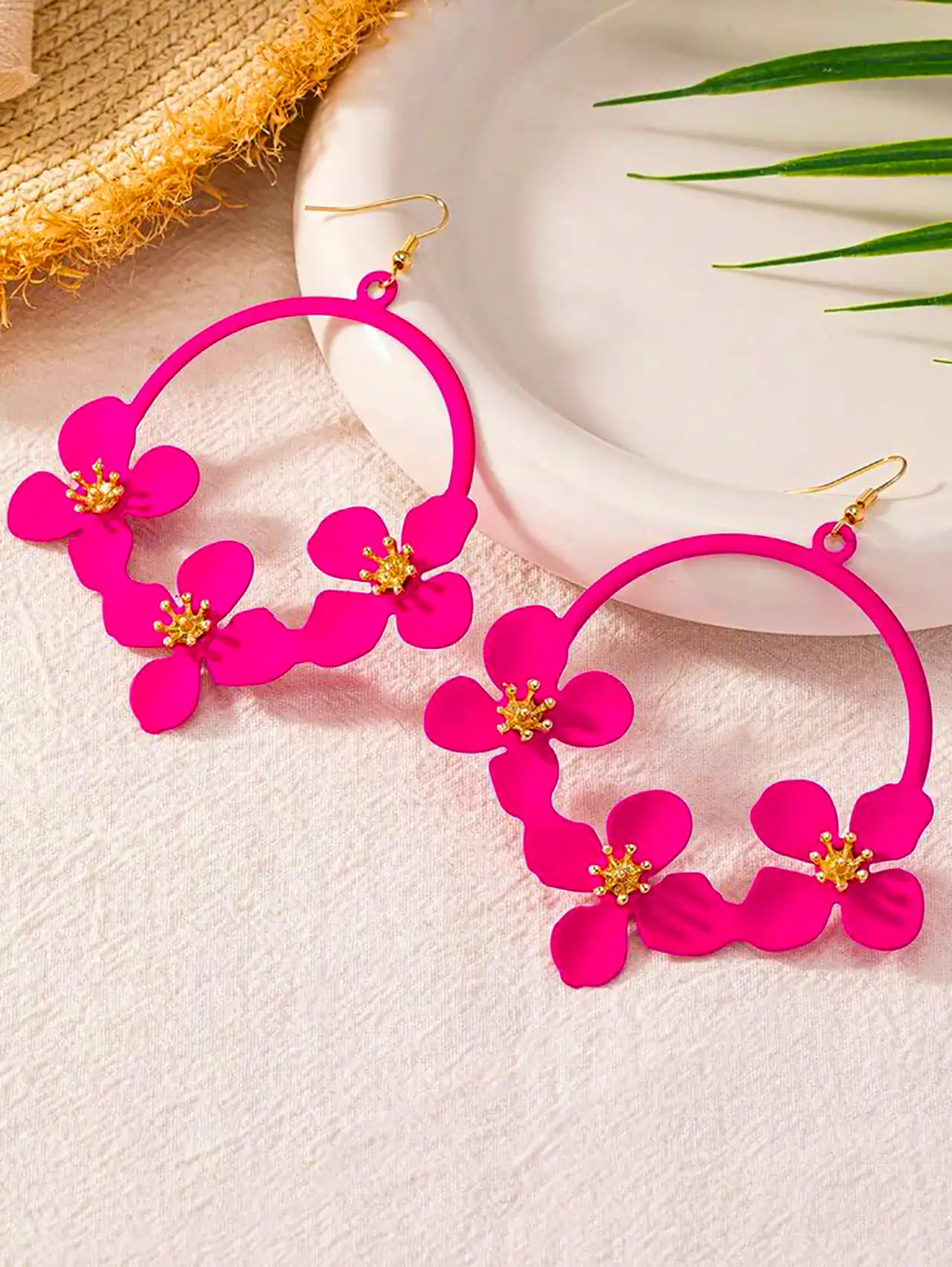 گوشواره فانتزی سرخابی دخترانه