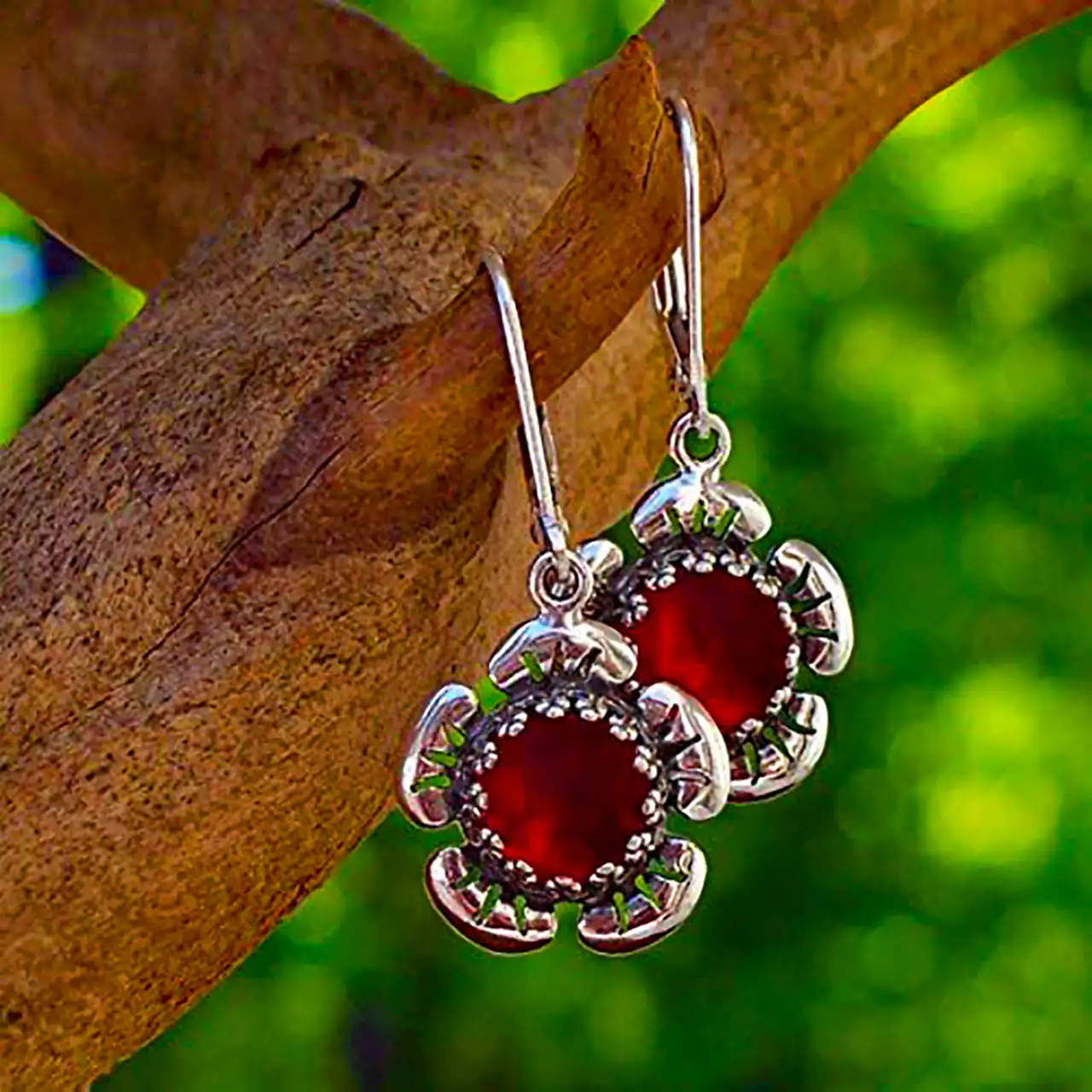 گوشواره نقره نگینی