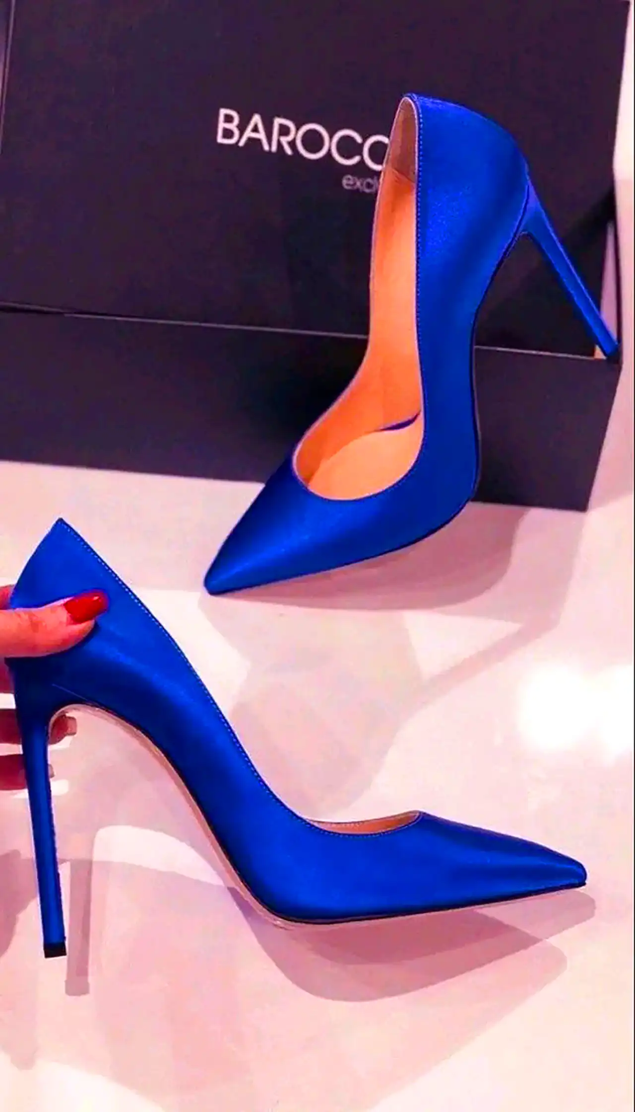 کفش آبی شیک زنانه