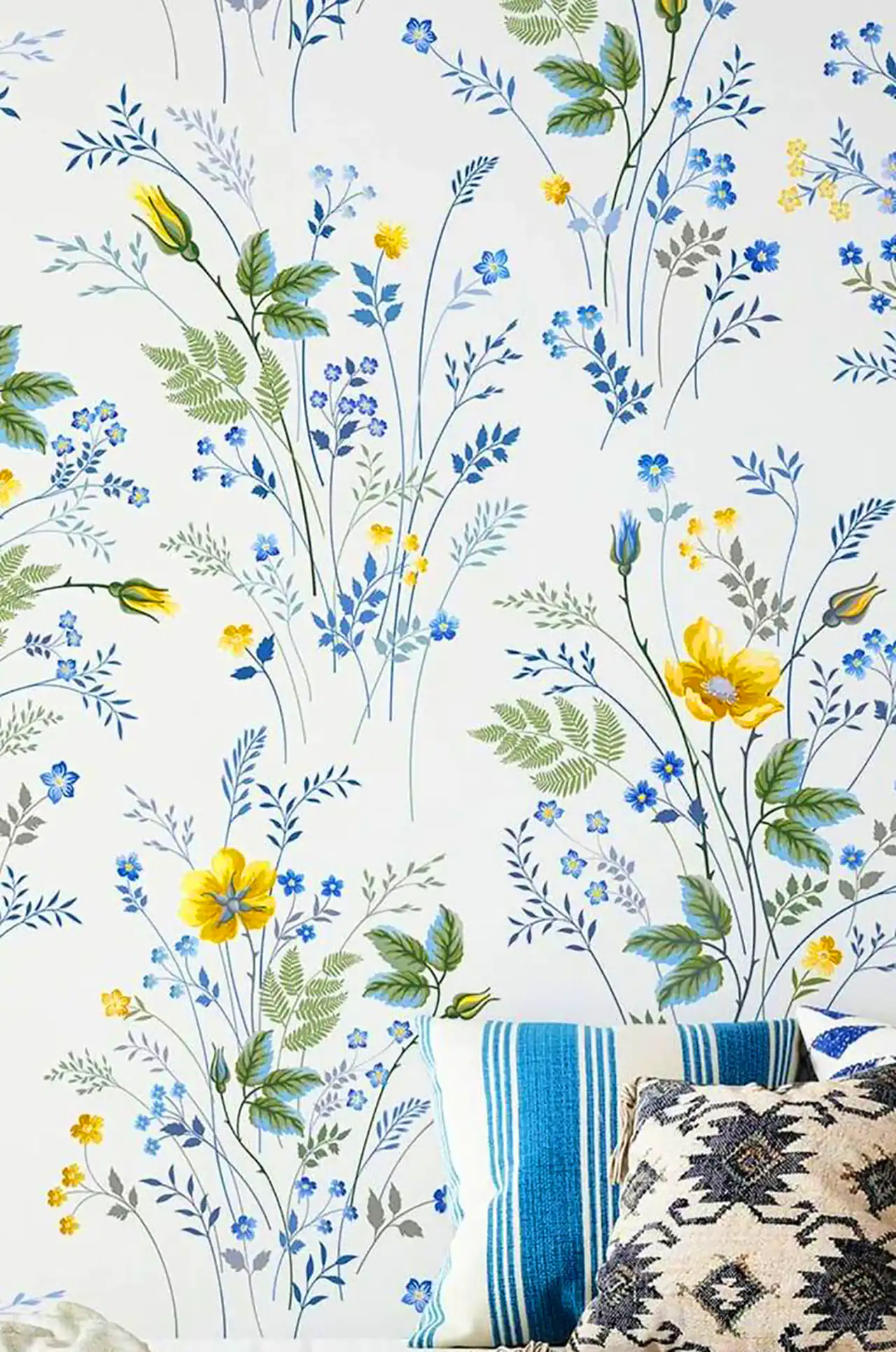 کاغذ دیواری طرح دار