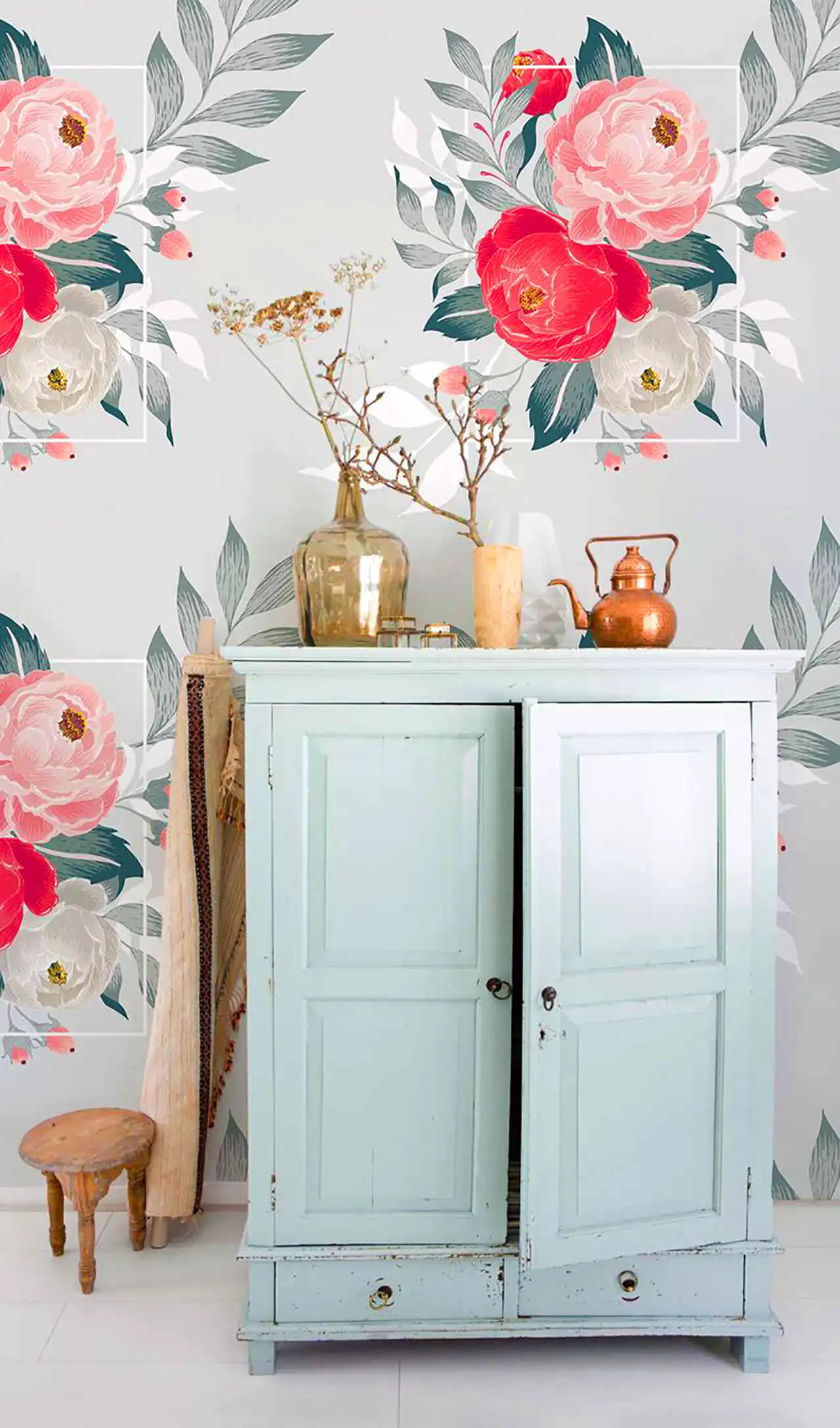 کاغذ دیواری طرح دار