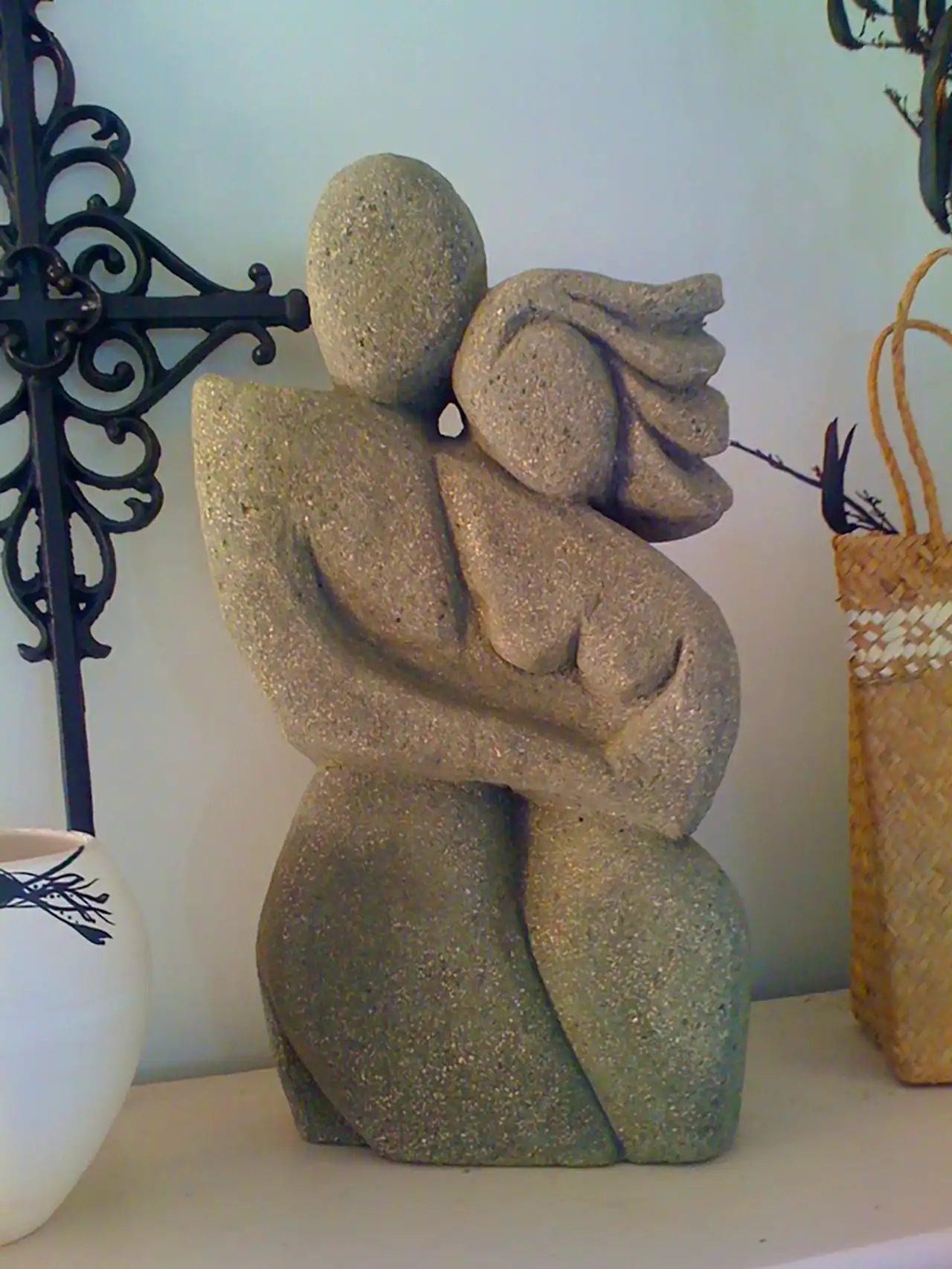 مجسمه دوتایی مینیمال و رومانتیک